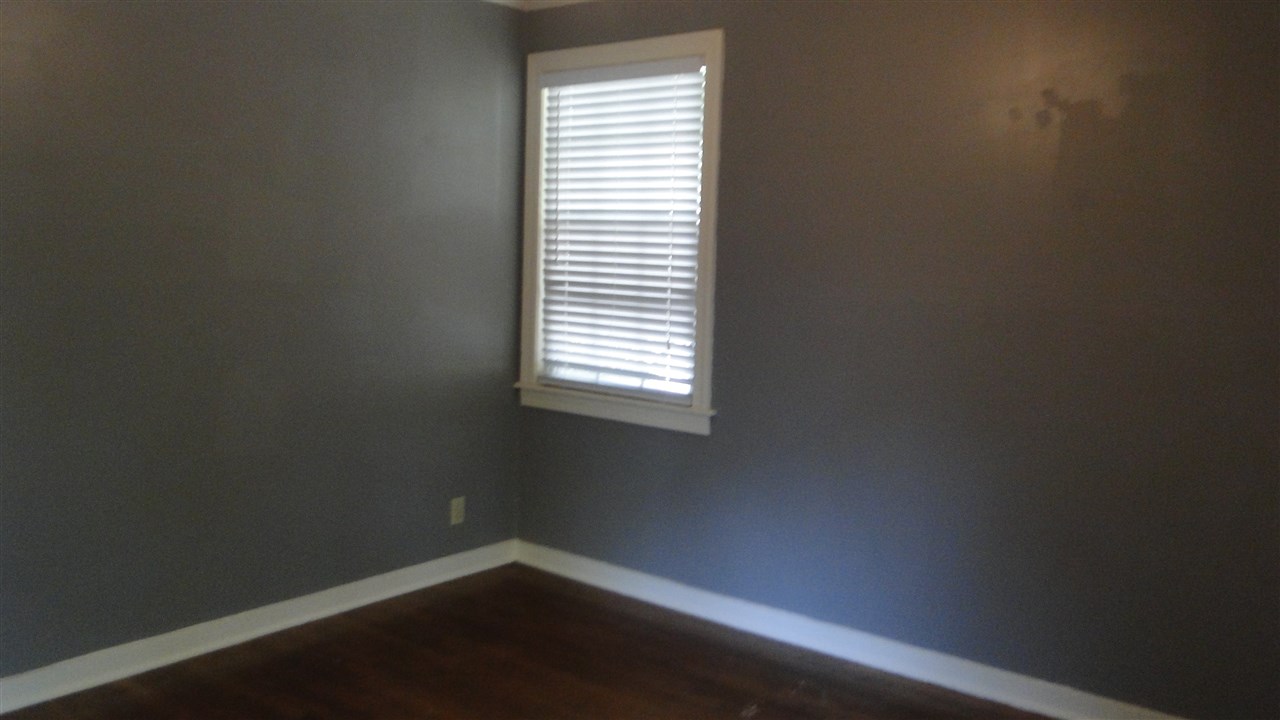 CAMMACK WOODS - Residential