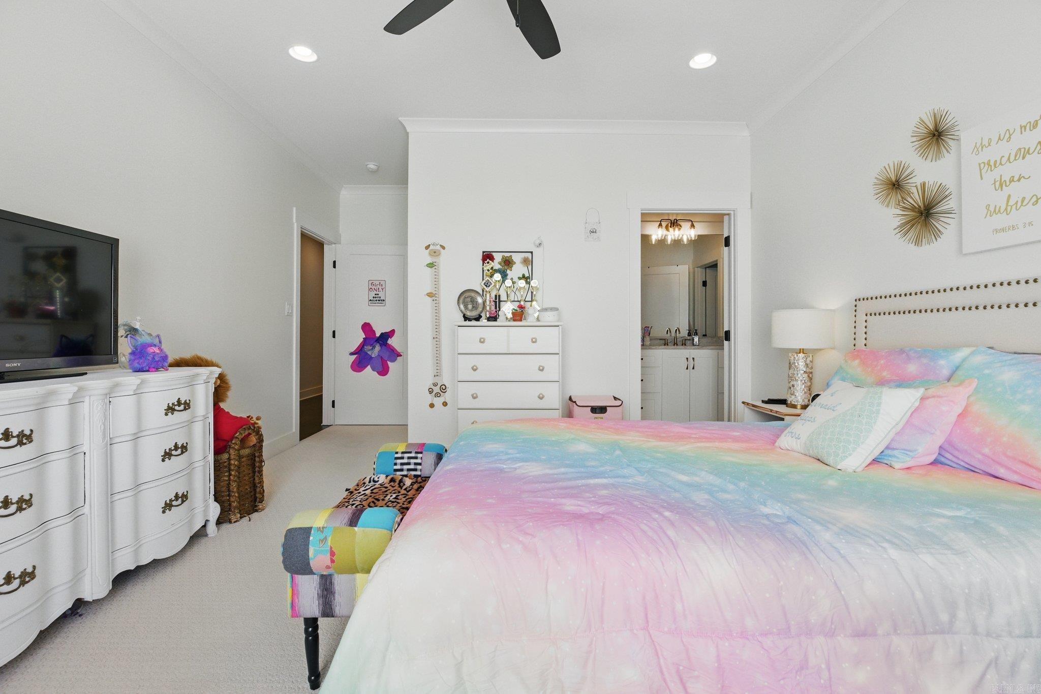 CHENAL VALLEY HALLEN COURT - Residential