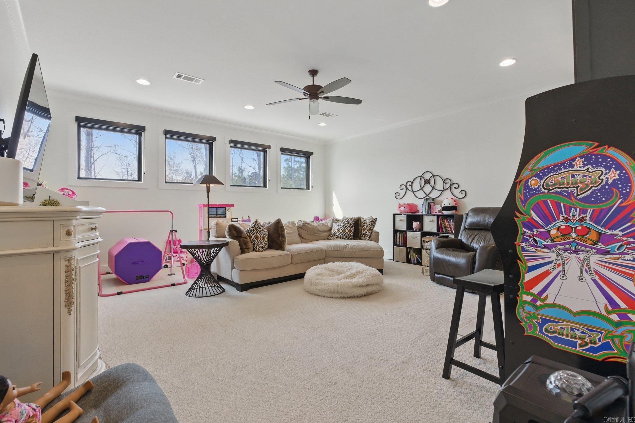 CHENAL VALLEY HALLEN COURT - Residential