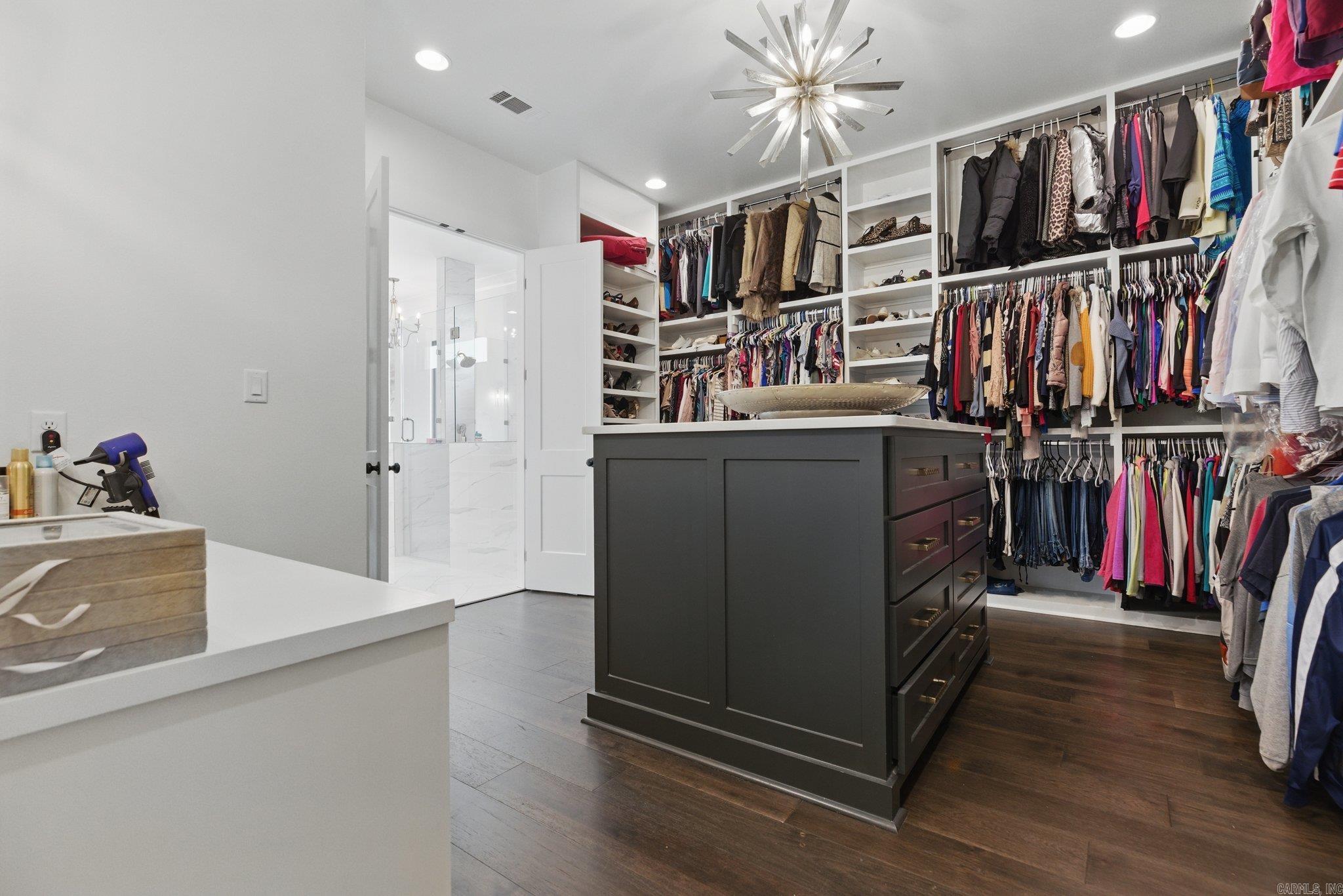 CHENAL VALLEY HALLEN COURT - Residential