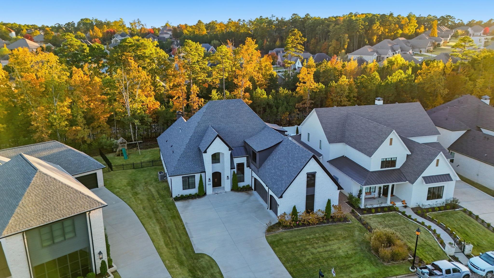 CHENAL VALLEY HALLEN COURT - Residential