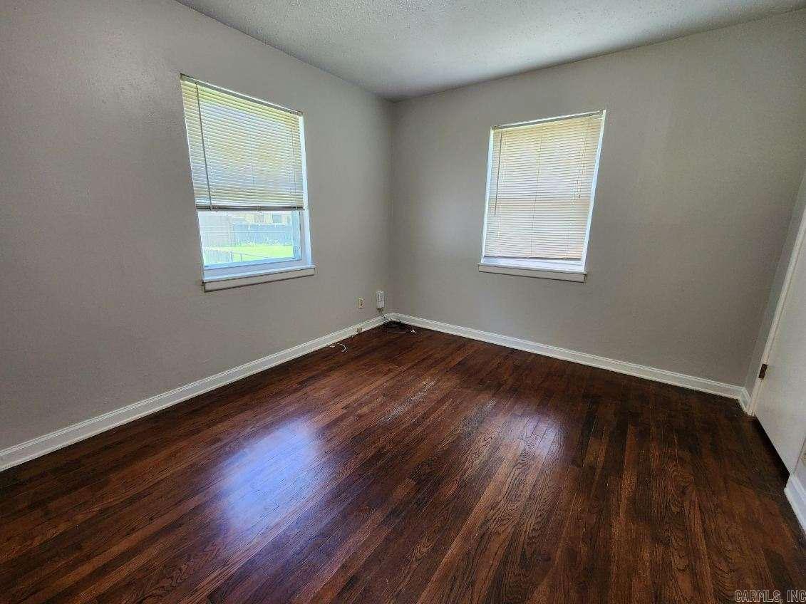 BELWOOD ADDN - Residential Lease