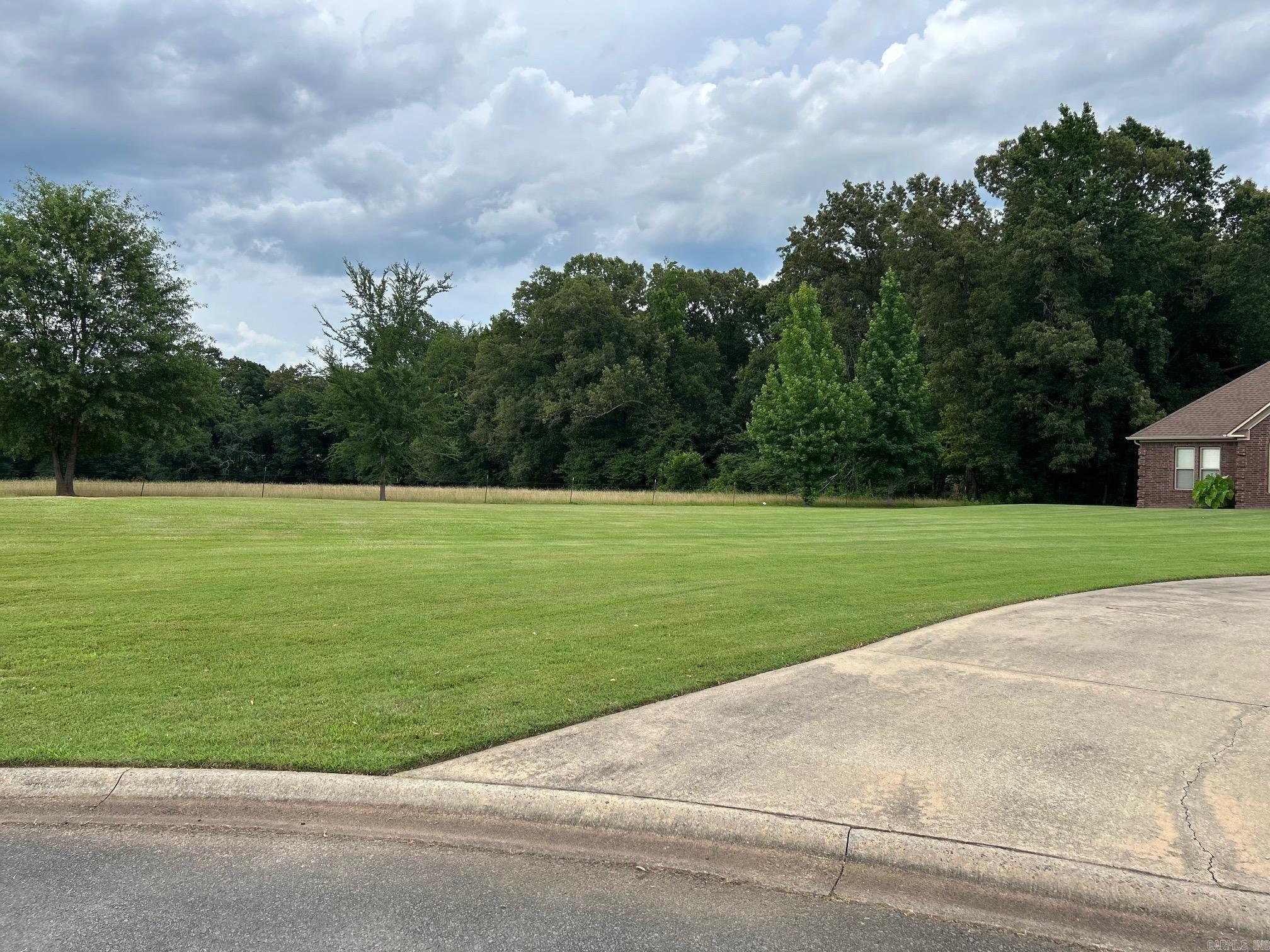 BIANCA MEADOWS - Residential