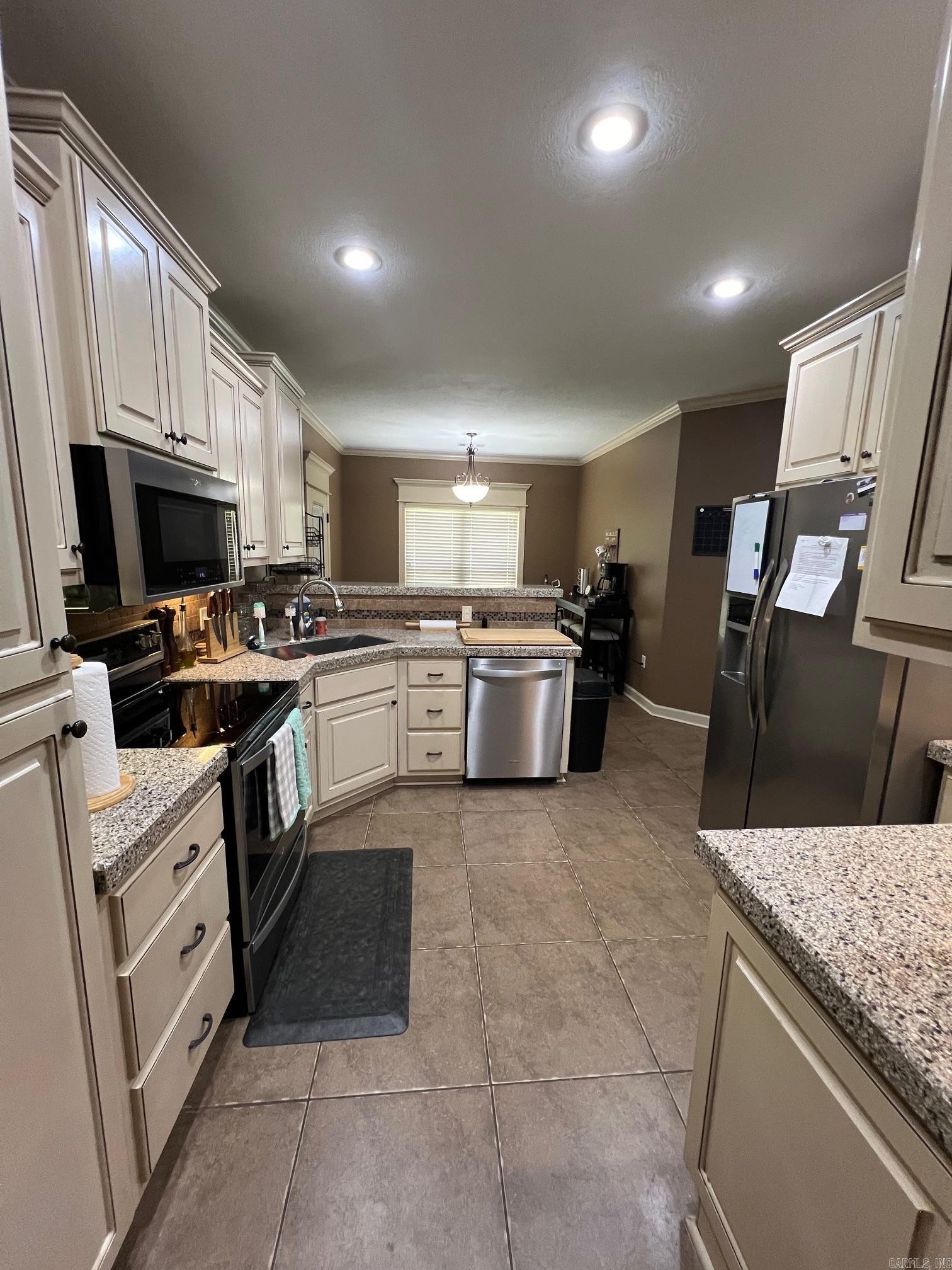 BIANCA MEADOWS - Residential