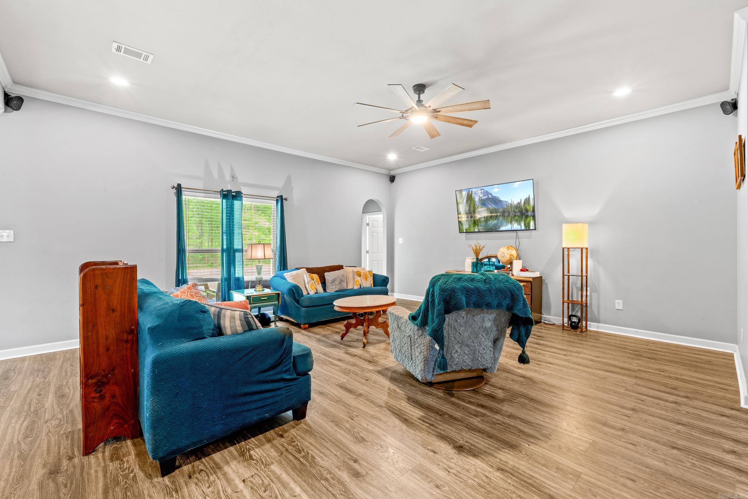 BRENTWOOD - Residential