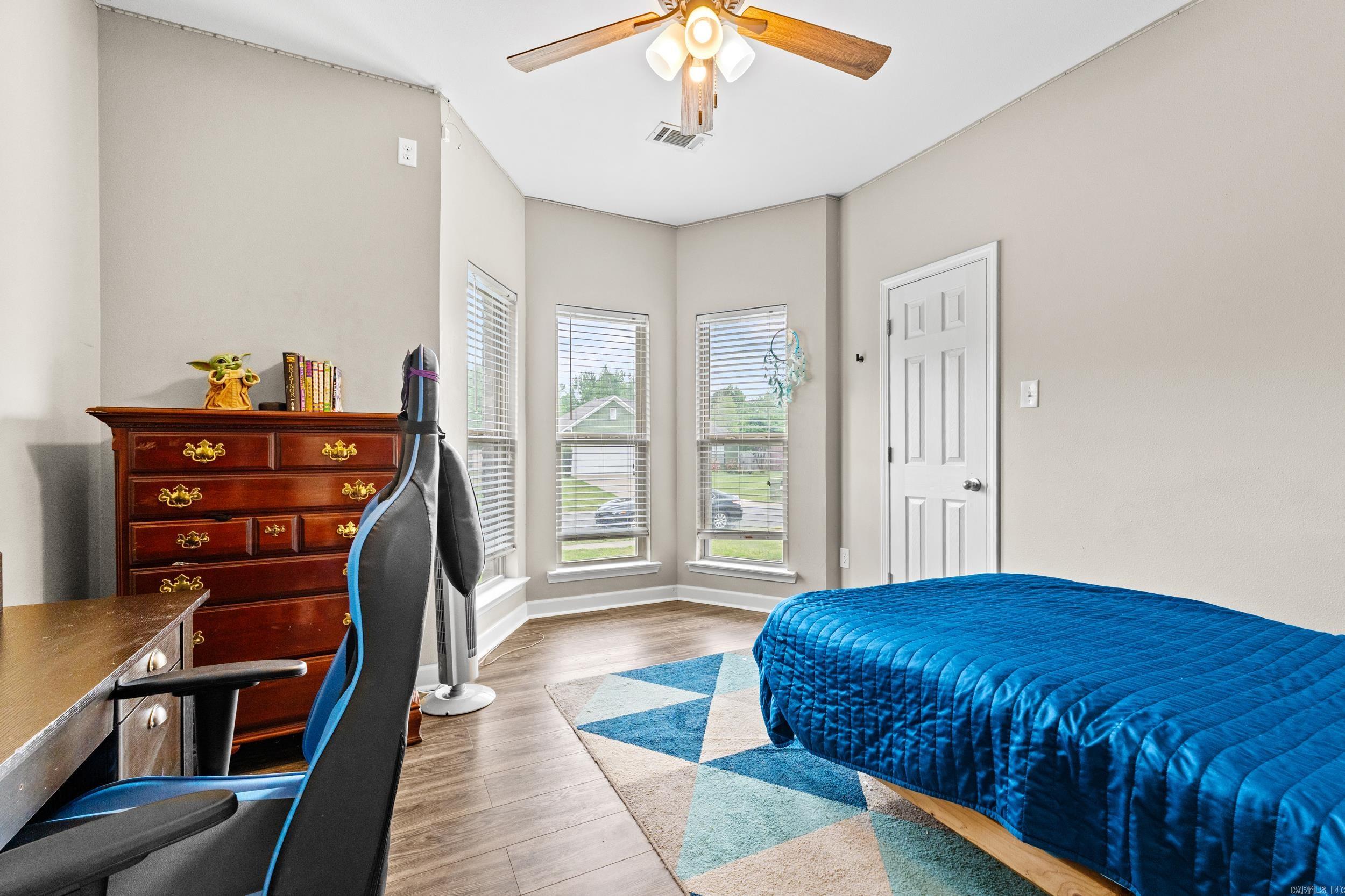 BRENTWOOD - Residential