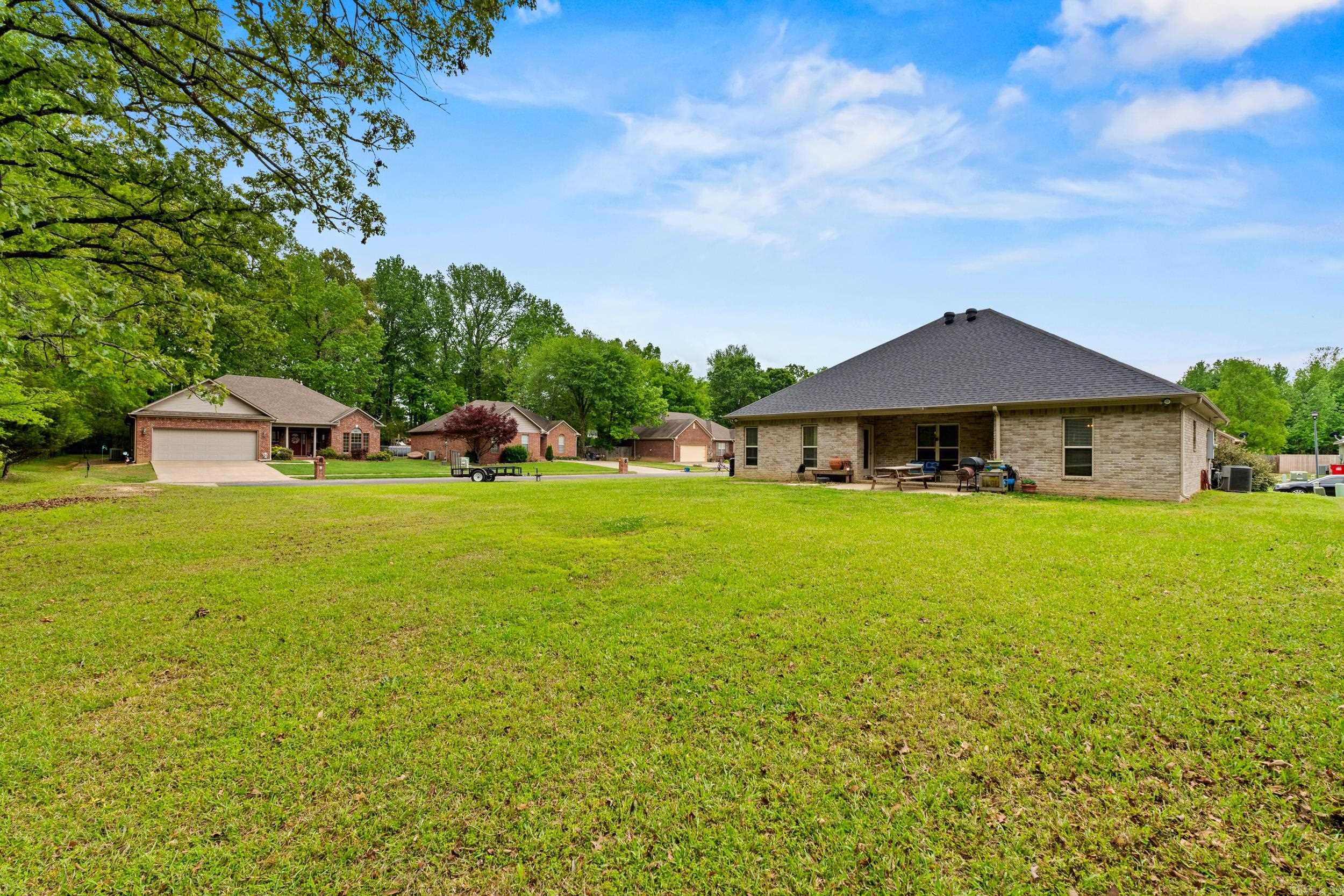 BRENTWOOD - Residential