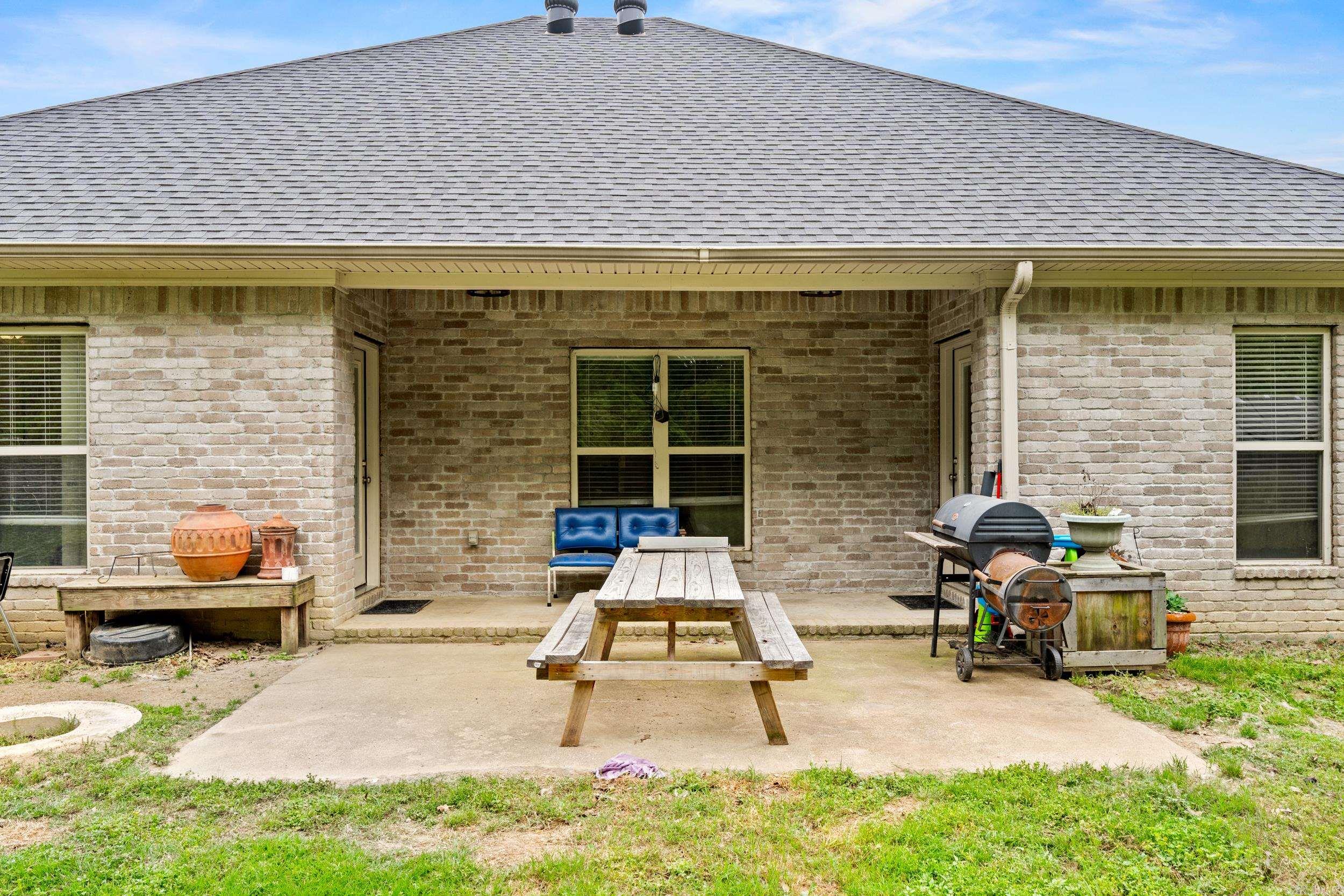 BRENTWOOD - Residential