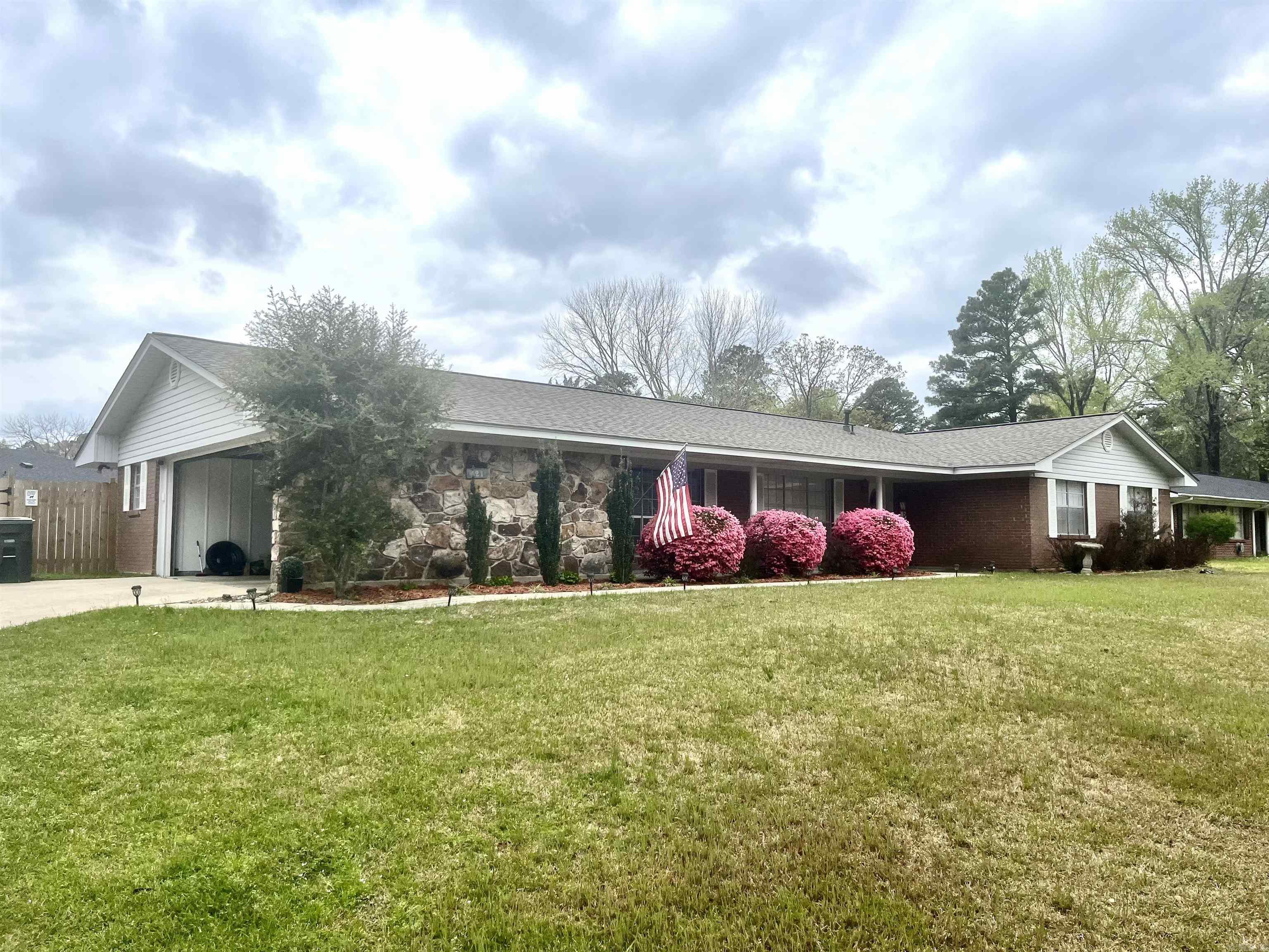 WESTERN PINES - Residential