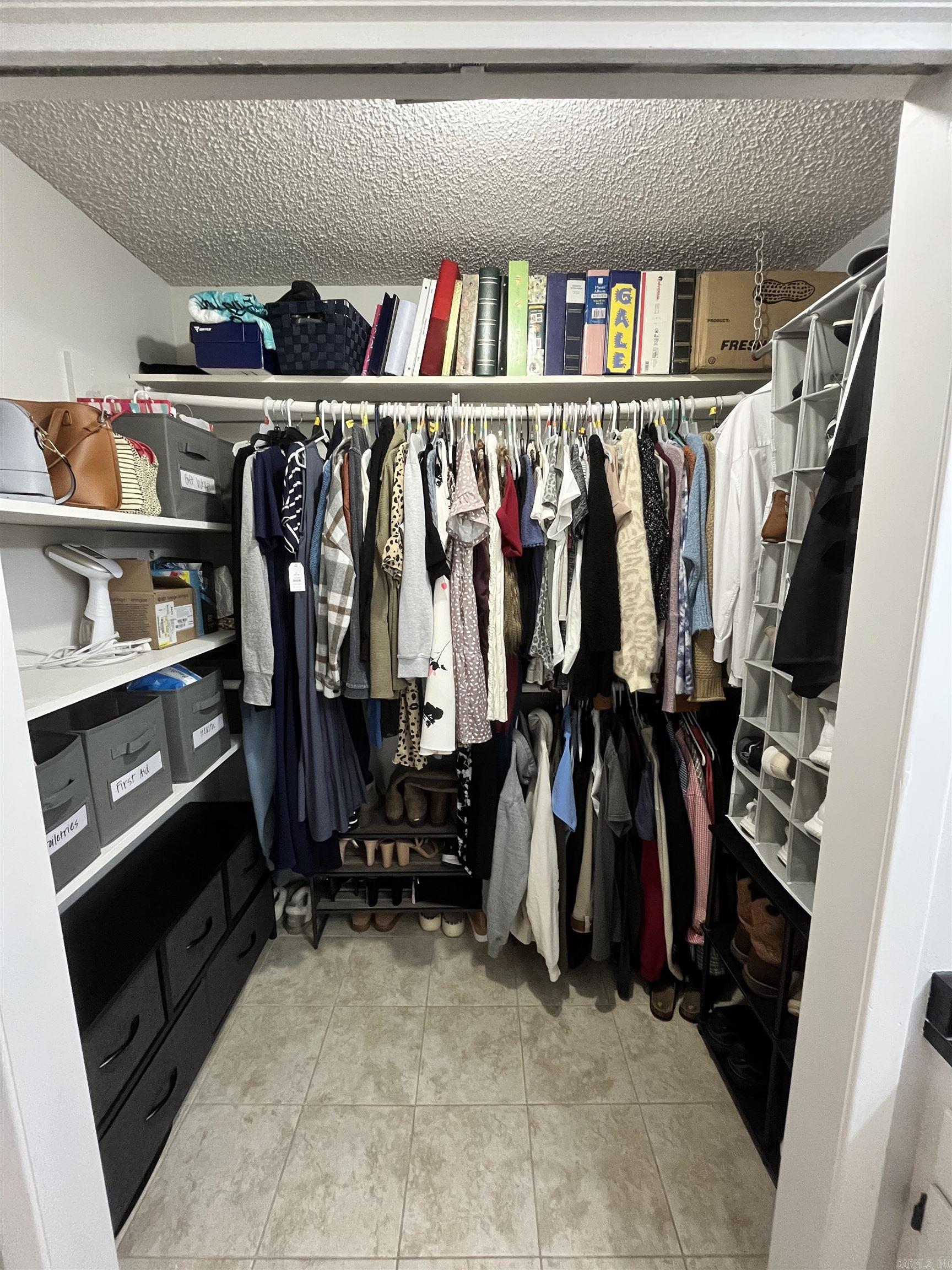 WESTERN PINES - Residential