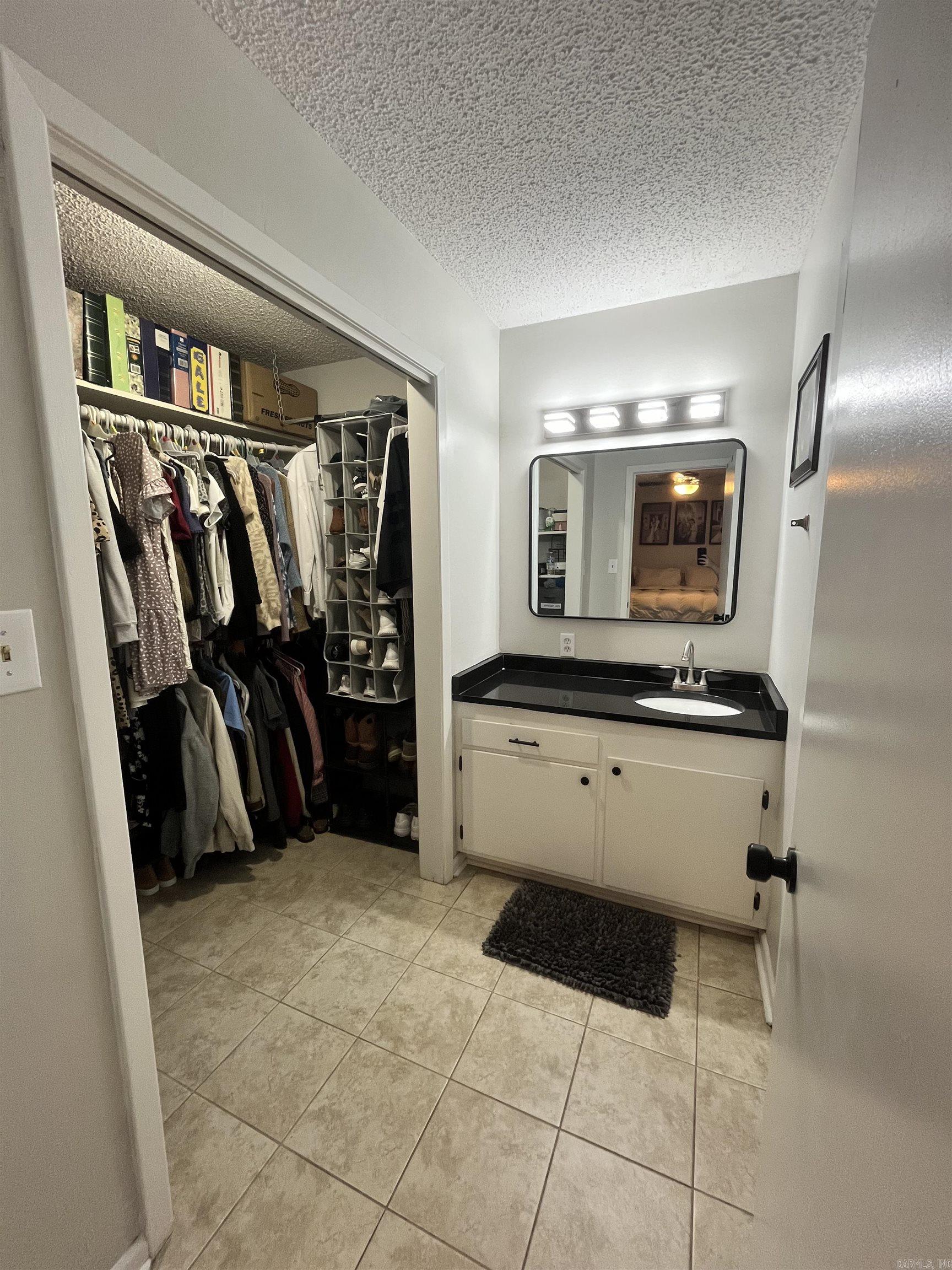 WESTERN PINES - Residential