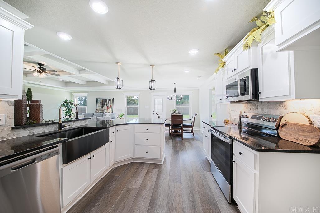 AUTUMN BROOKE - Residential