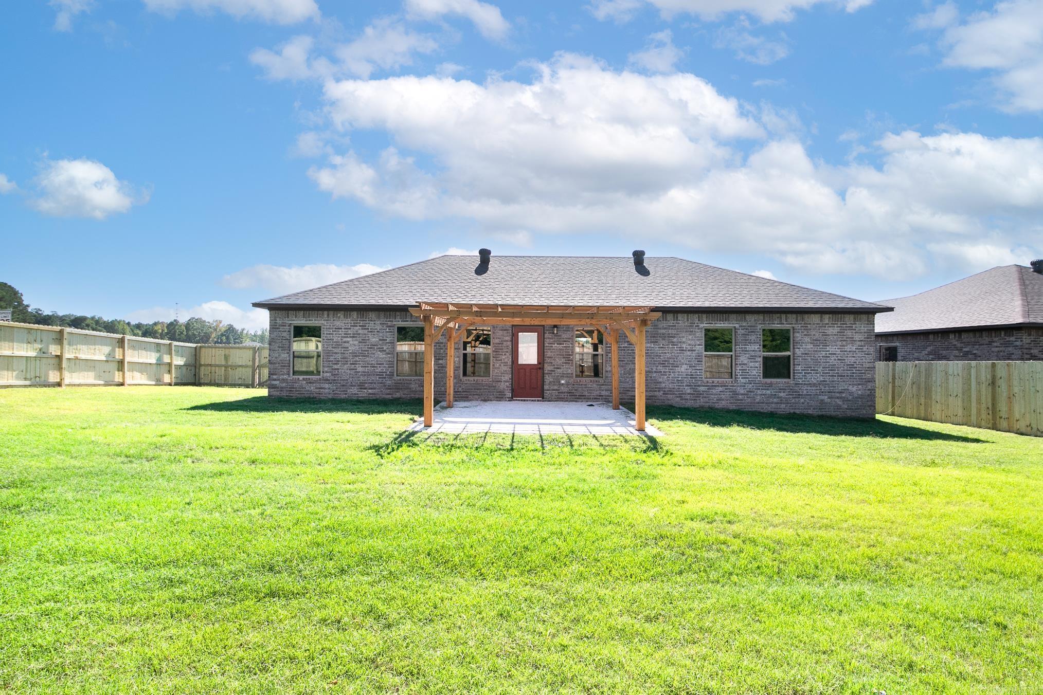 AUTUMN BROOKE - Residential