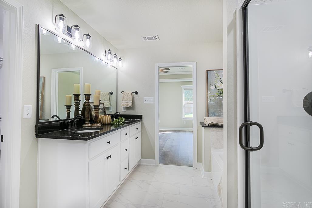 AUTUMN BROOKE - Residential