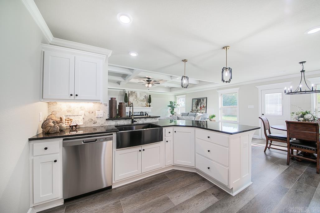 AUTUMN BROOKE - Residential