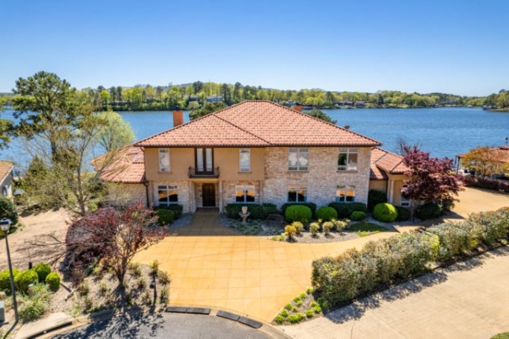ARD POINTE - Residential
