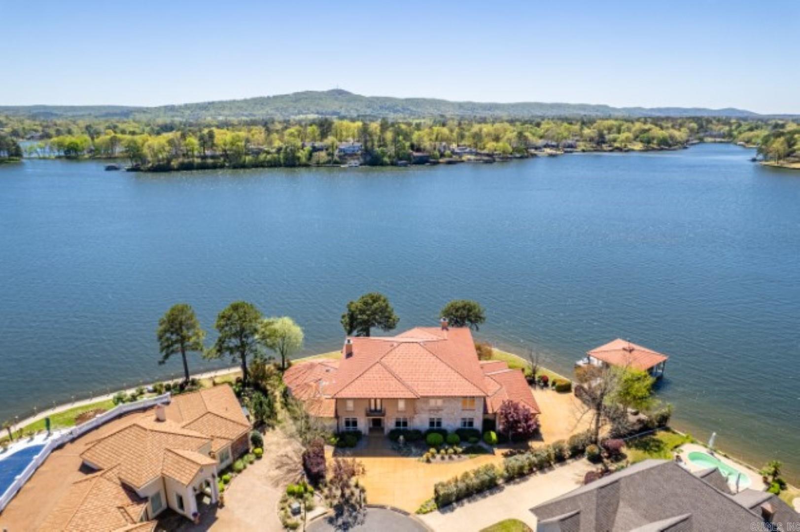 ARD POINTE - Residential