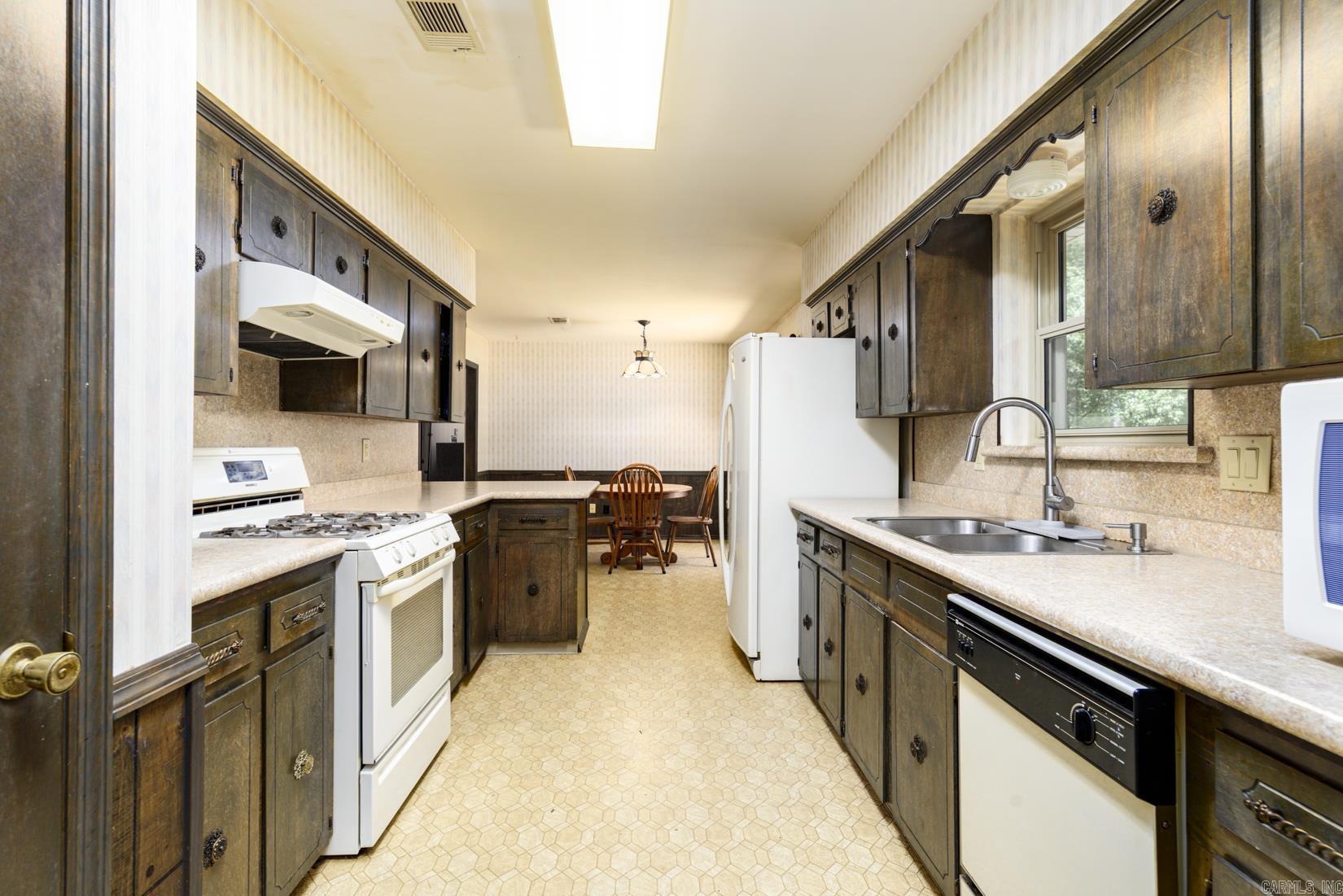 Pikewood III - Residential