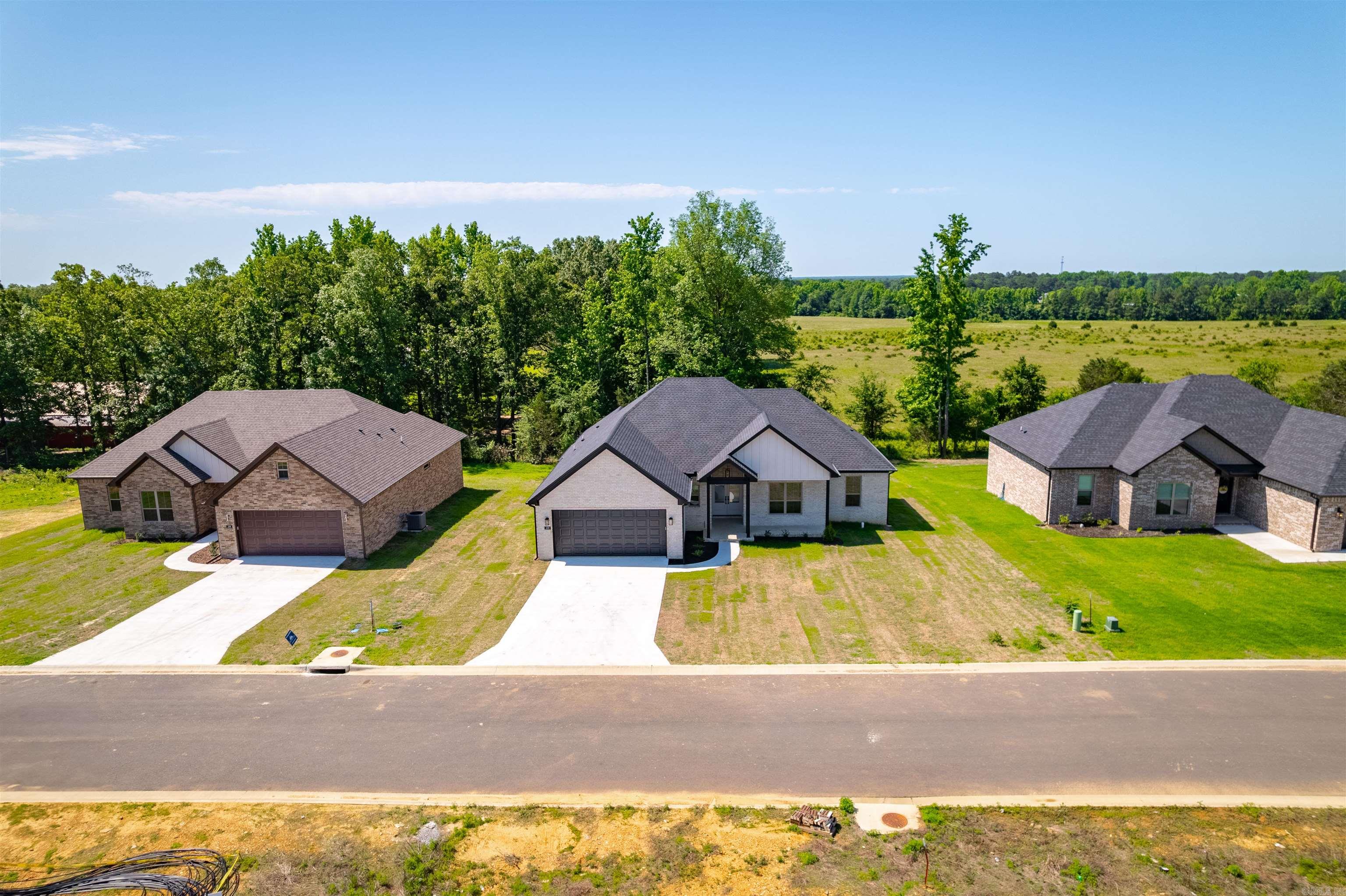 HIDDEN VALLEY ESTATES - Residential