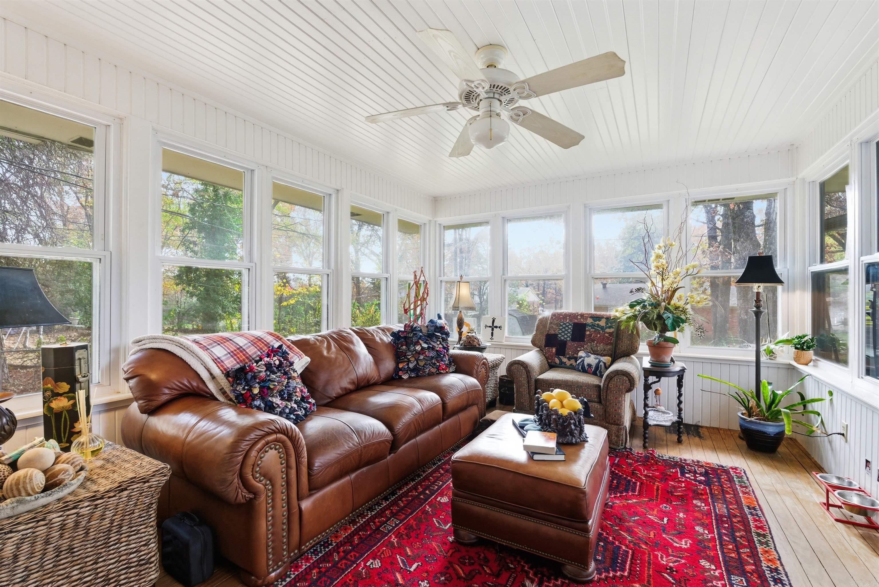 GLENWOOD HGTS - Residential