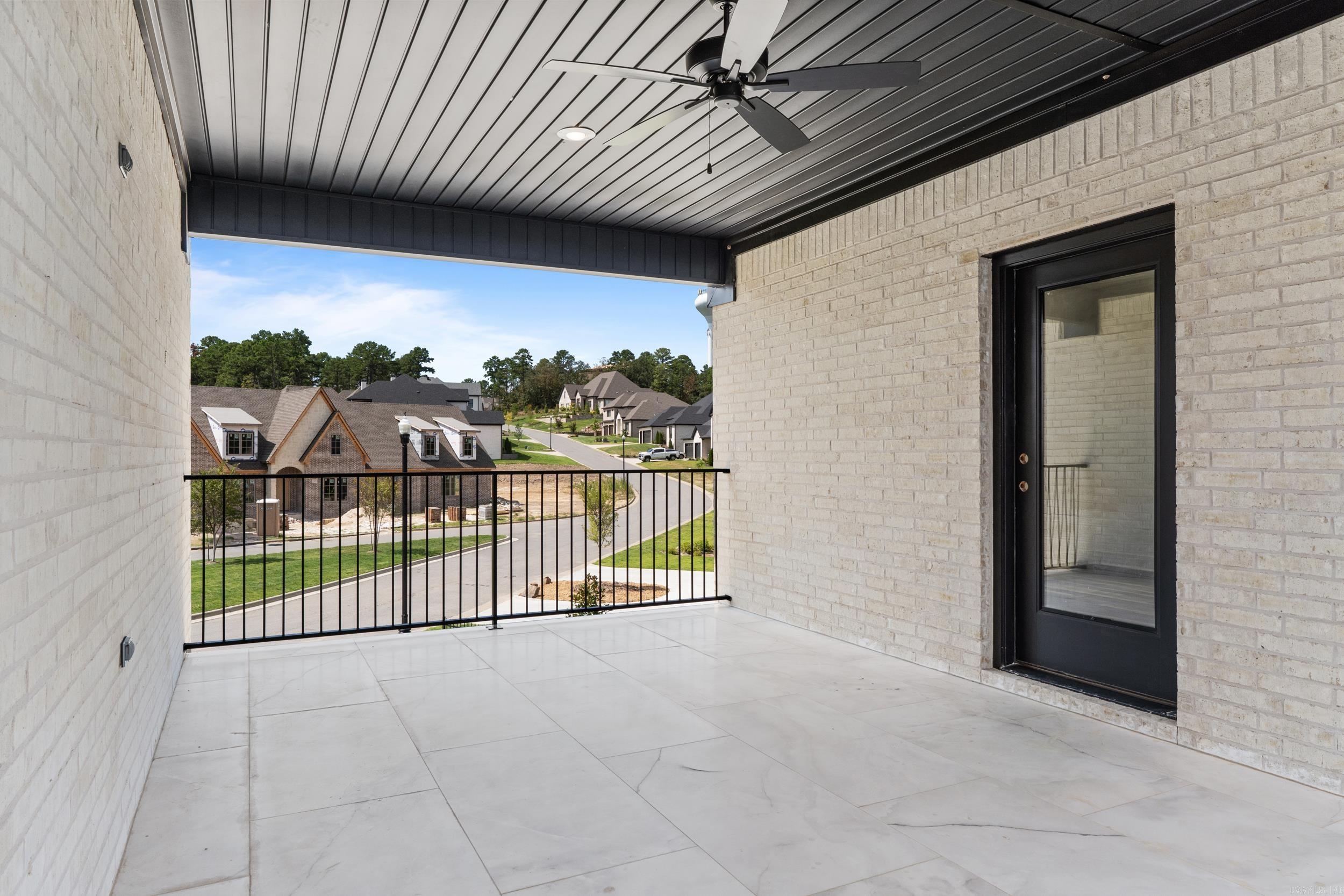 CHENAL VALLEY "FALSTONE COURT" - Residential