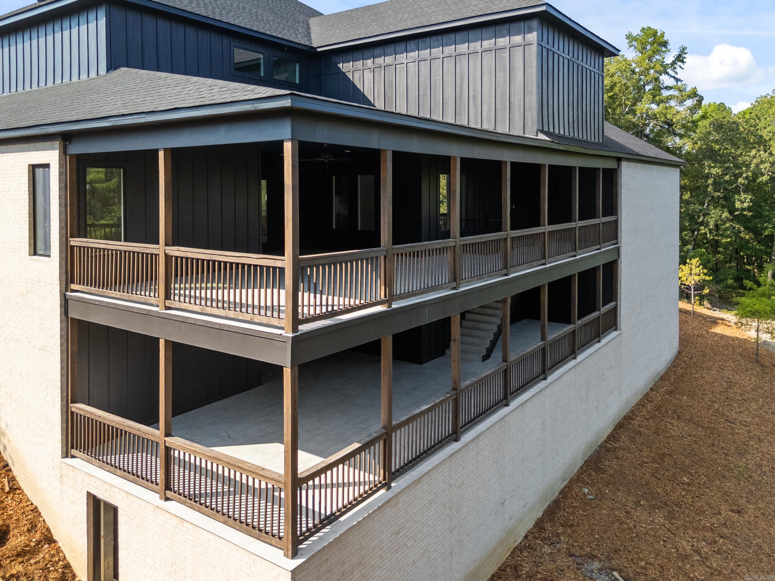 CHENAL VALLEY "FALSTONE COURT" - Residential