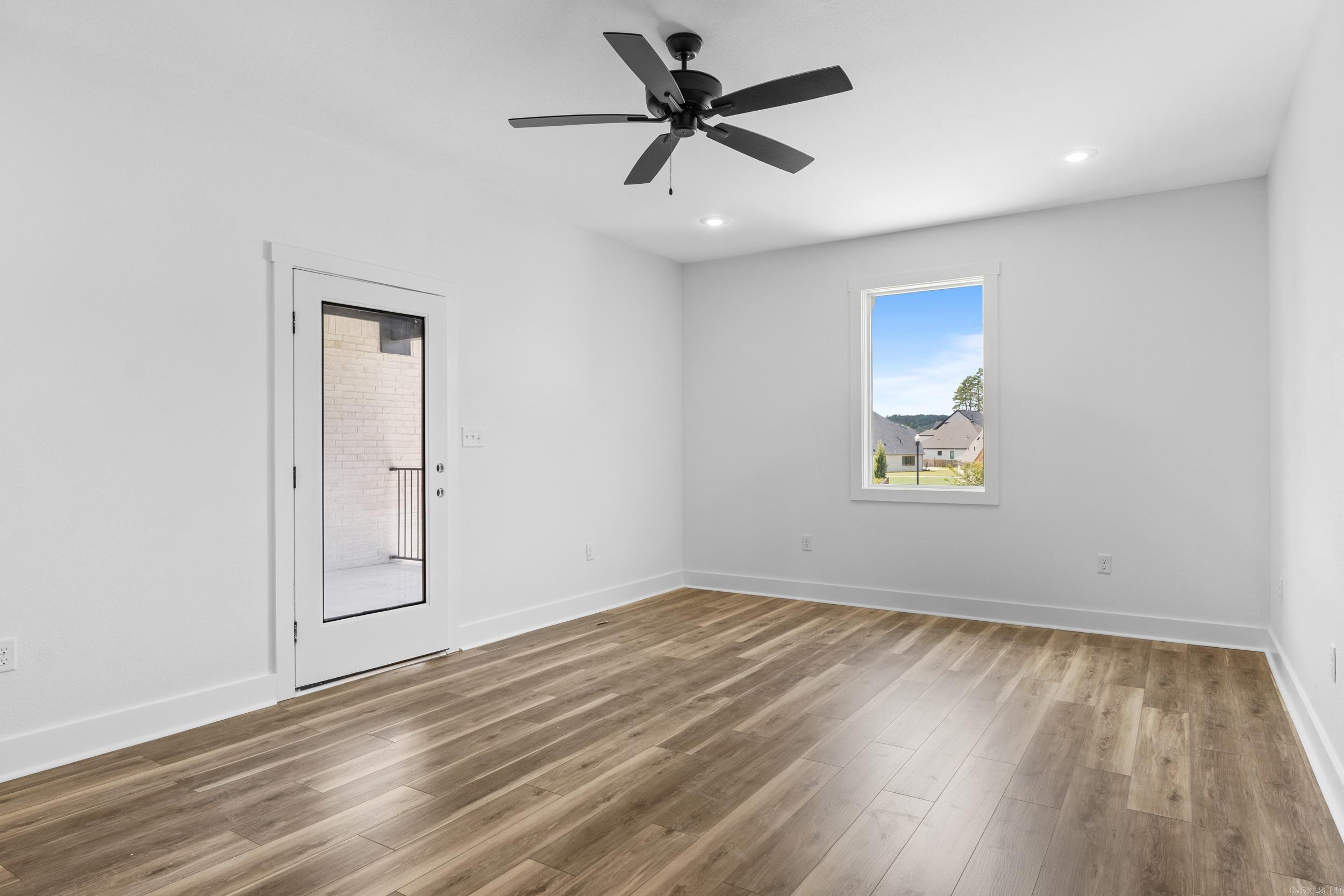 CHENAL VALLEY "FALSTONE COURT" - Residential