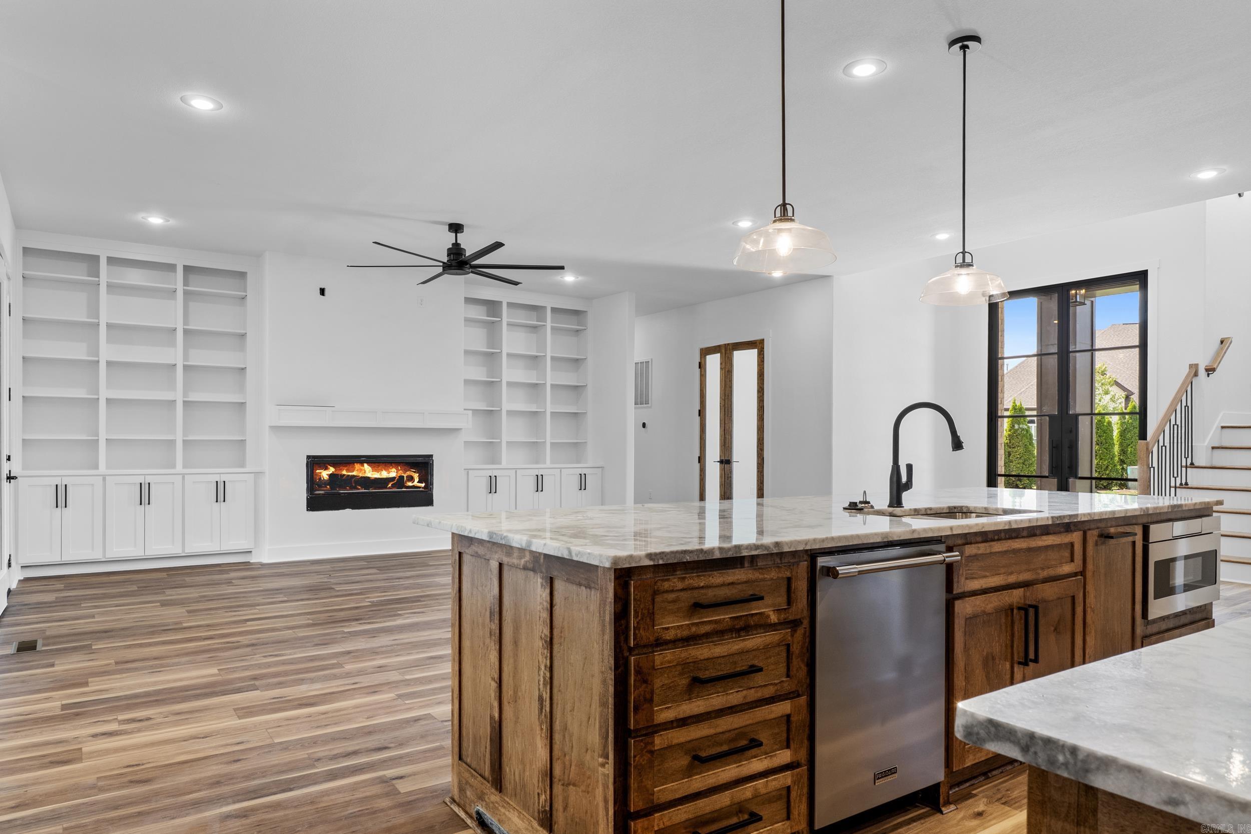 CHENAL VALLEY "FALSTONE COURT" - Residential