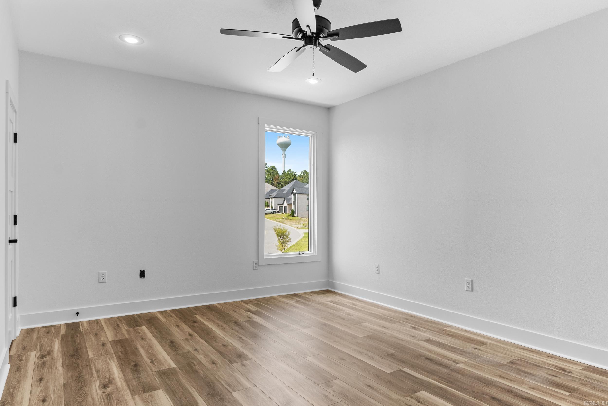 CHENAL VALLEY "FALSTONE COURT" - Residential