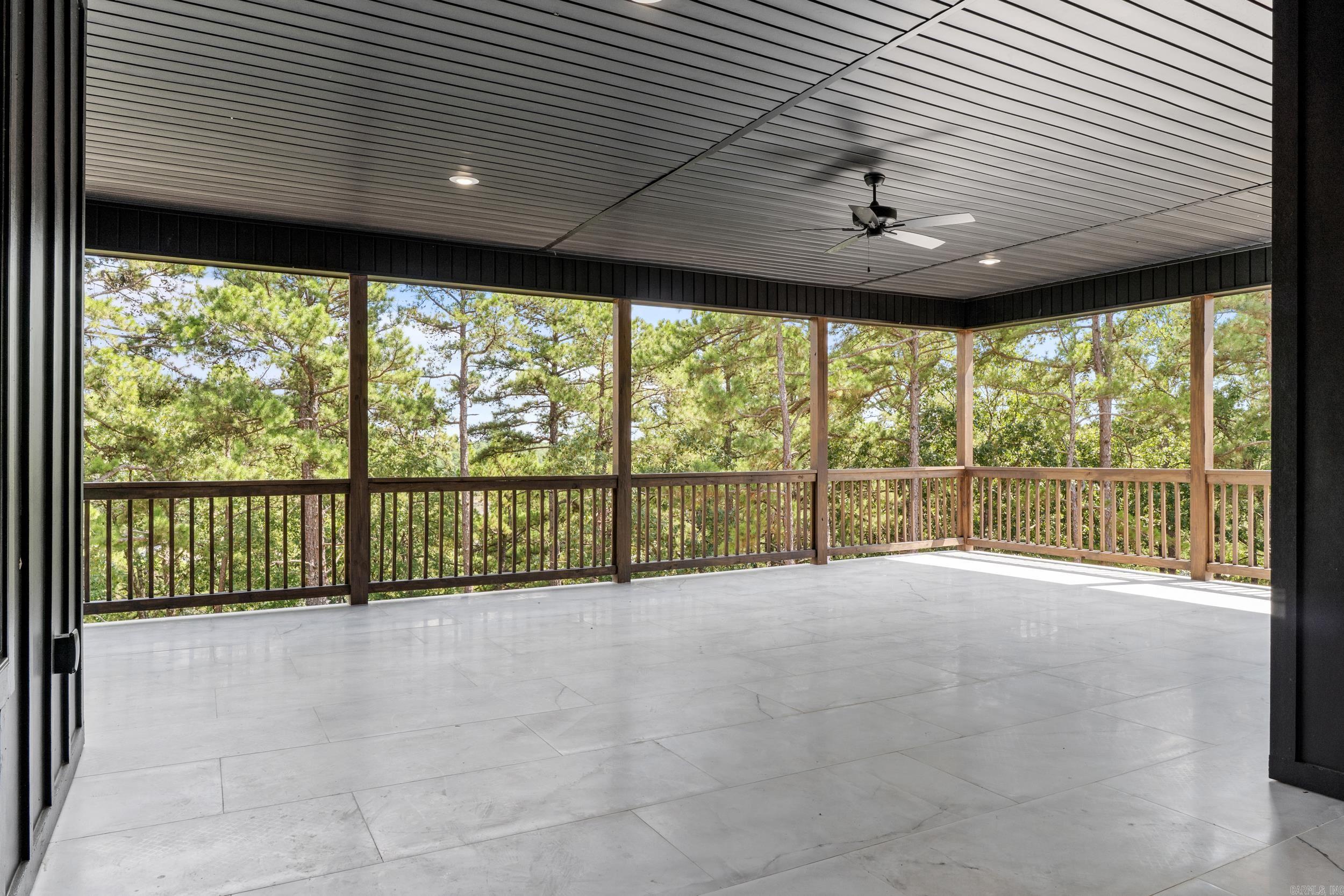 CHENAL VALLEY "FALSTONE COURT" - Residential