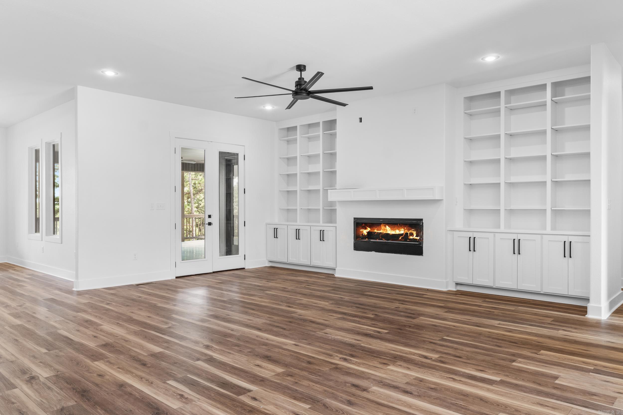 CHENAL VALLEY "FALSTONE COURT" - Residential