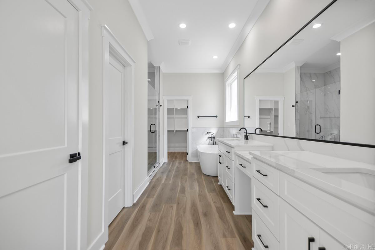 MILLERS GLENN - Residential