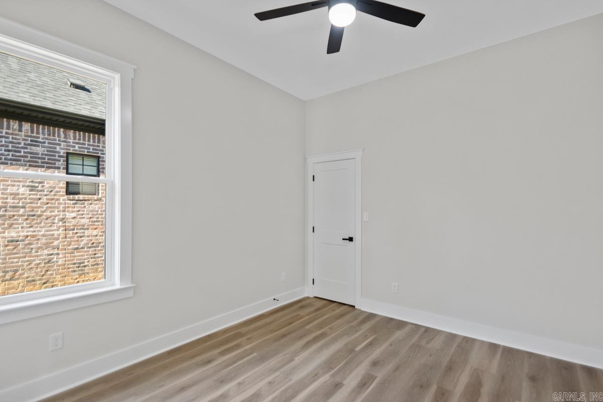 MILLERS GLENN - Residential