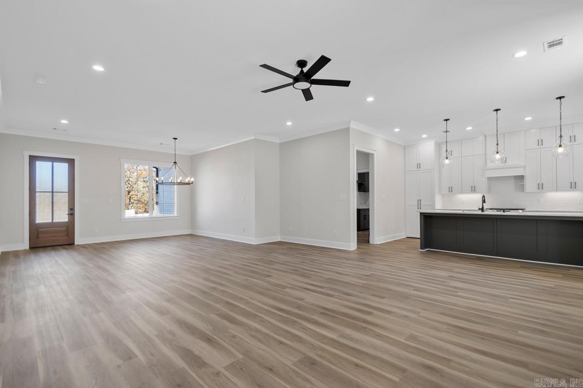 MILLERS GLENN - Residential