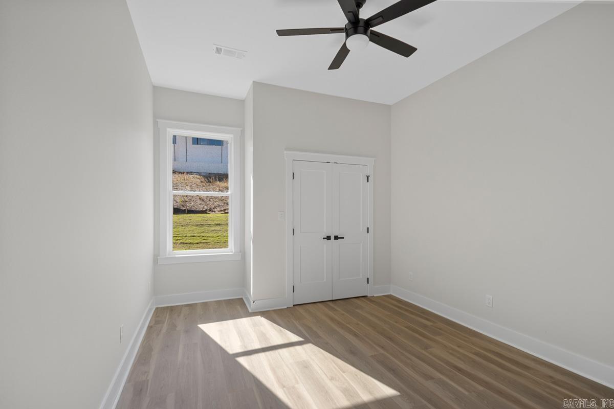 MILLERS GLENN - Residential