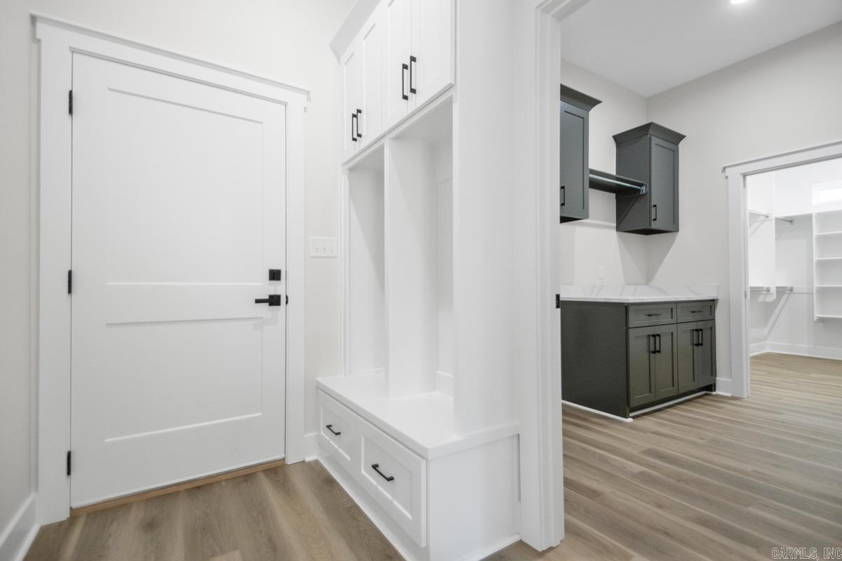 MILLERS GLENN - Residential