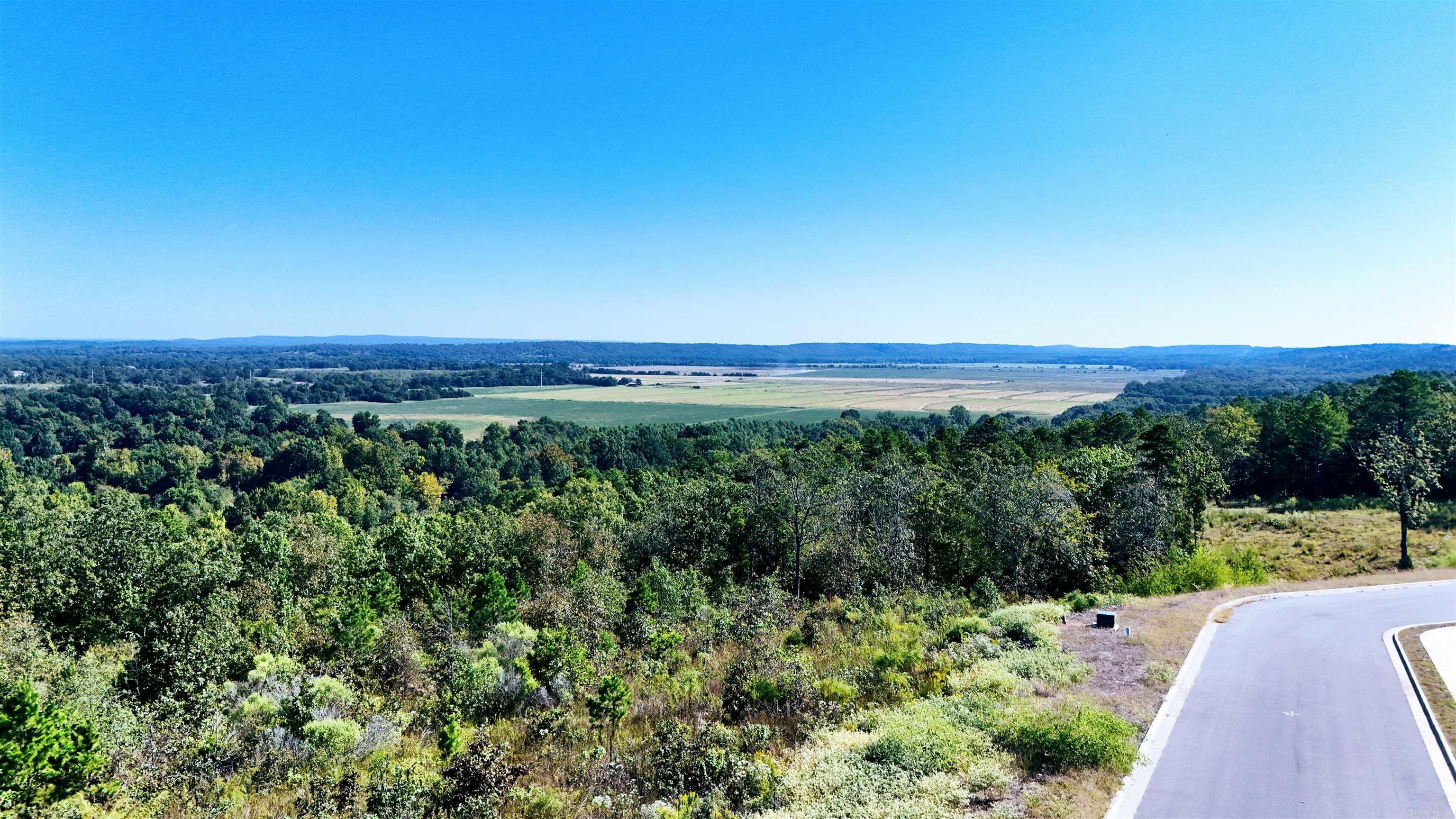 MOUNTAIN CREST ESTATES - Land