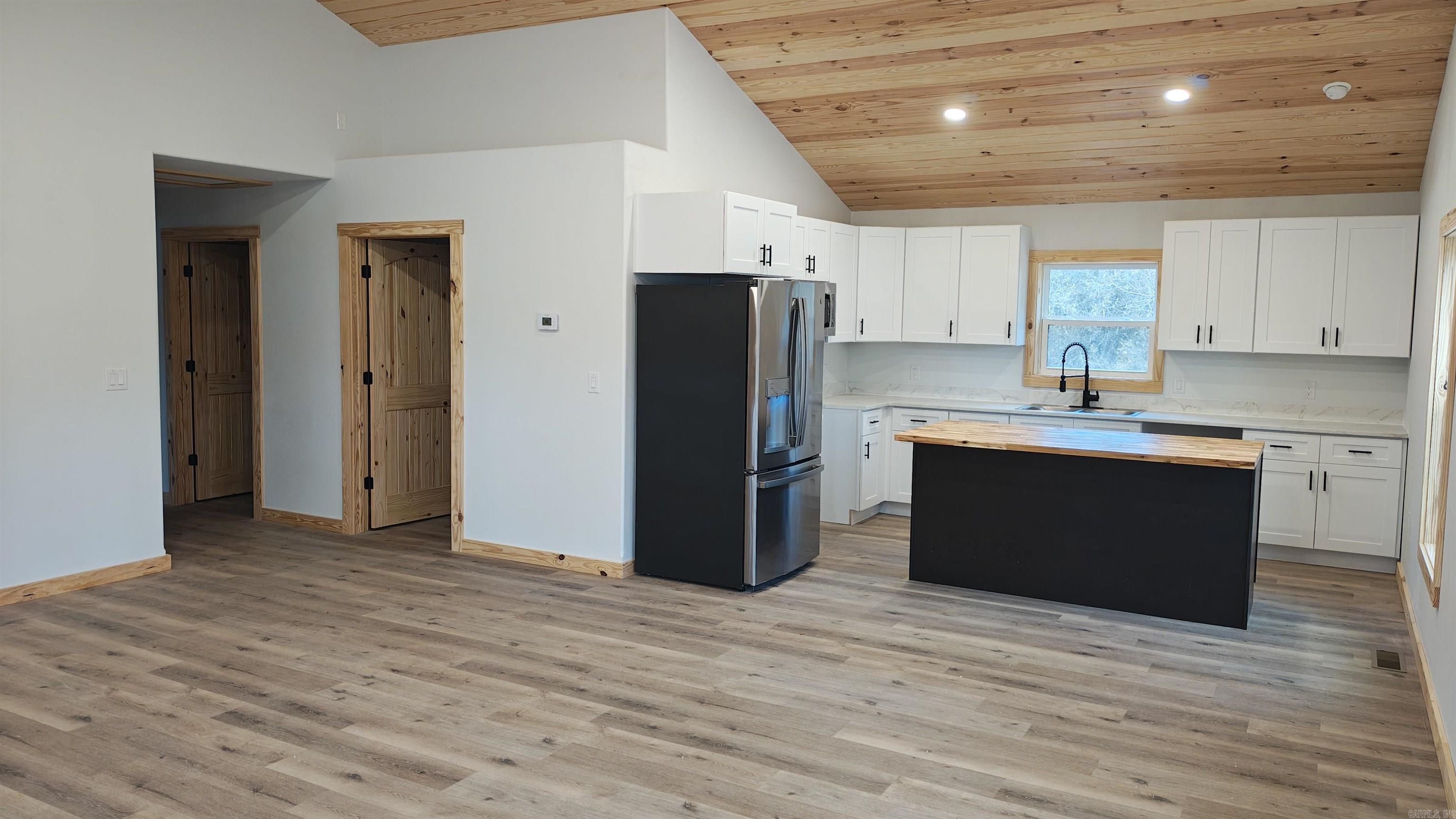 WHITEWATER ESTATES - Residential