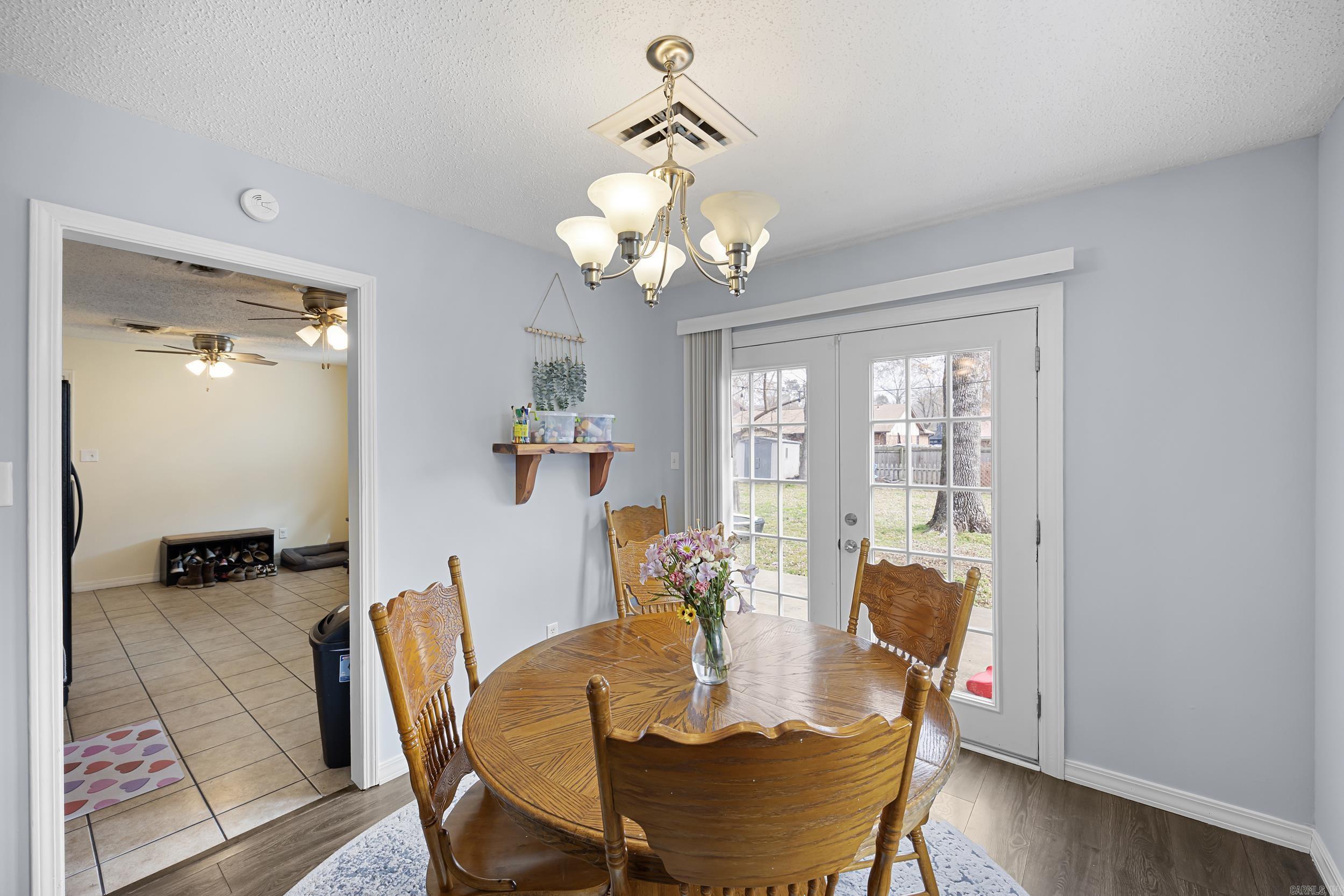 UNIVERSITY ESTATES - Residential