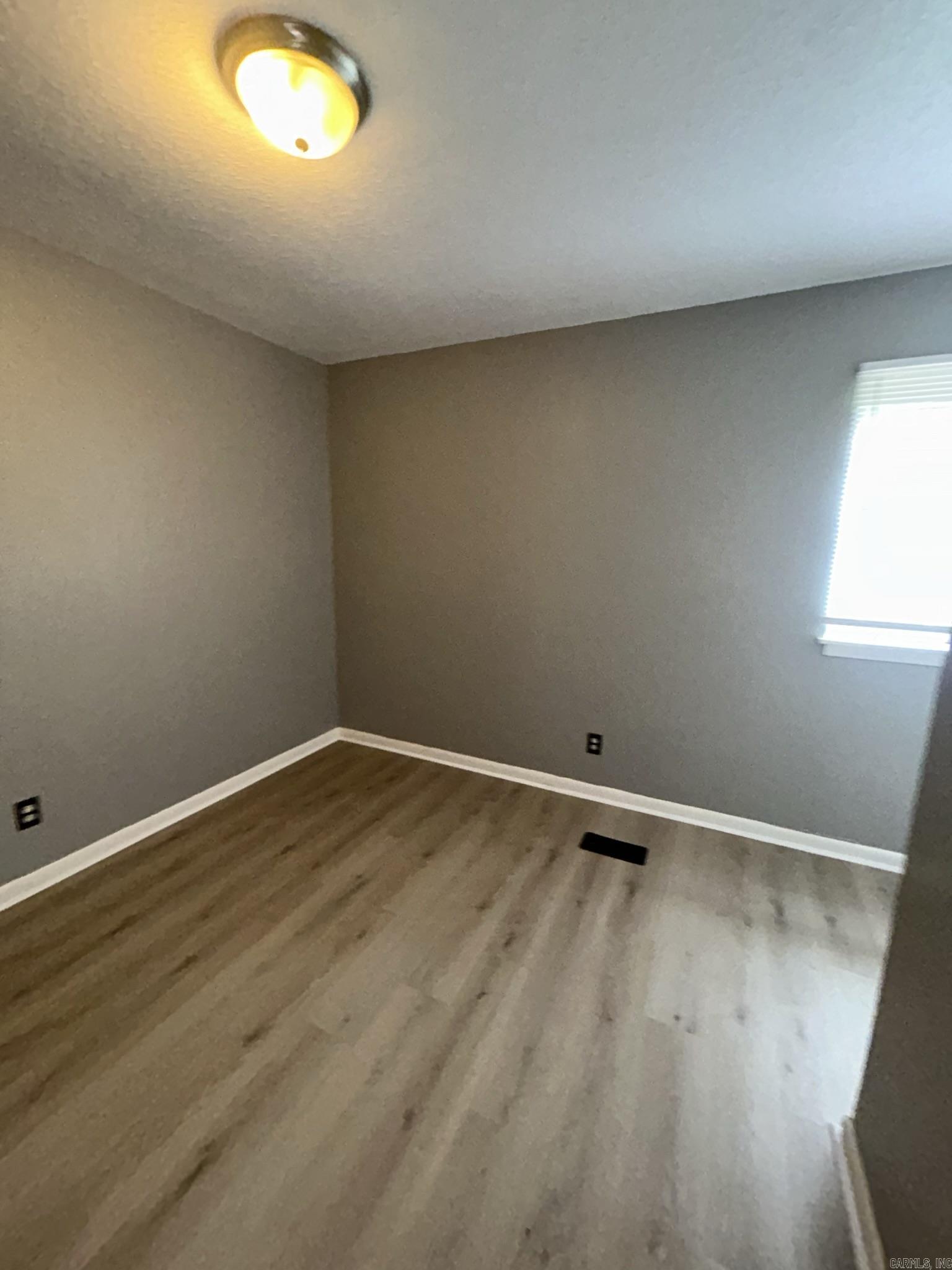 3N-10-17 - Residential Lease