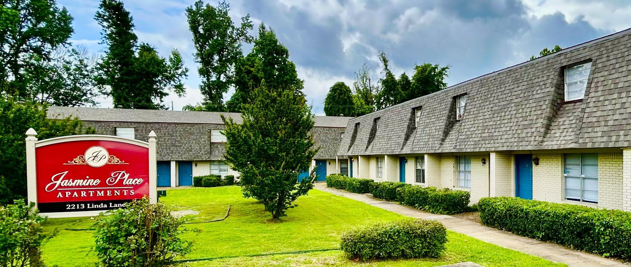 Newly Updated and Ready to rent! Free WiFi! Call today!