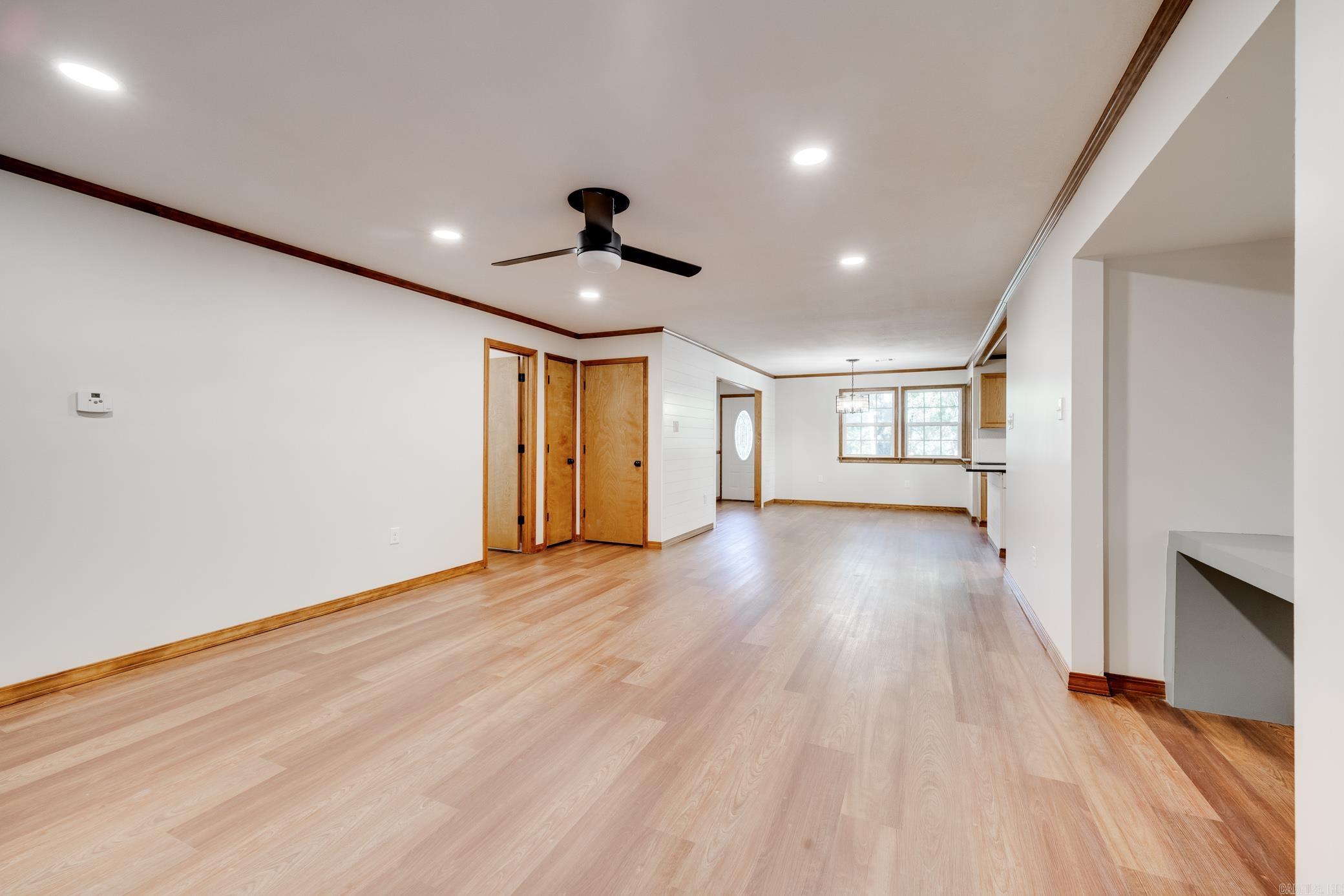 OLD MILL POND ROUND MOUNTAIN - Residential