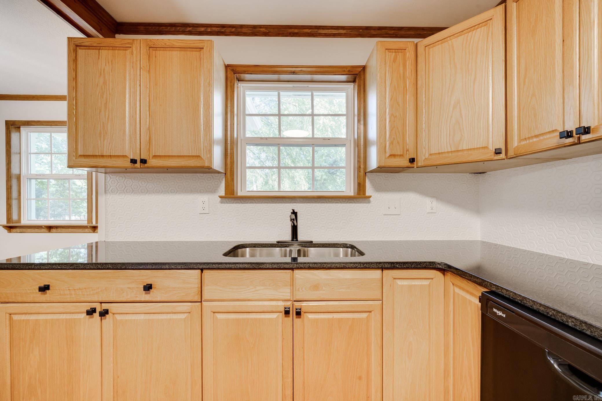 OLD MILL POND ROUND MOUNTAIN - Residential