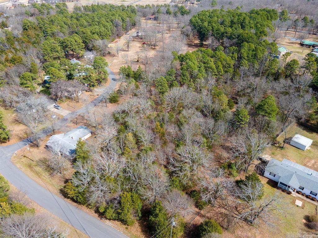 OLD MILL POND ROUND MOUNTAIN - Residential