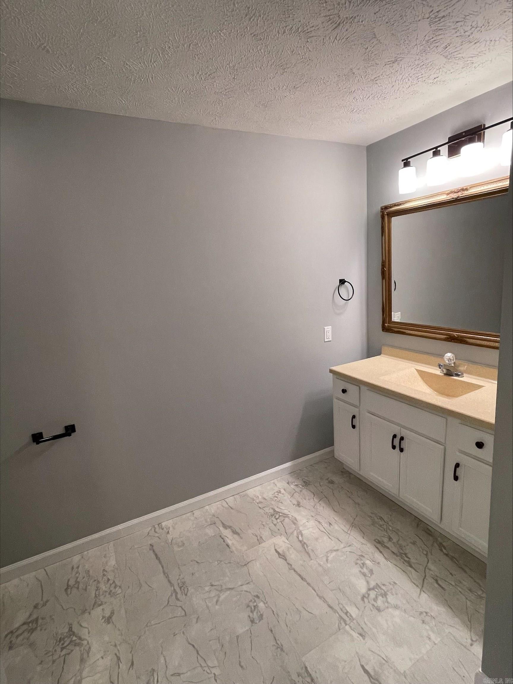 BALD KNOB OUTLOTS - Residential