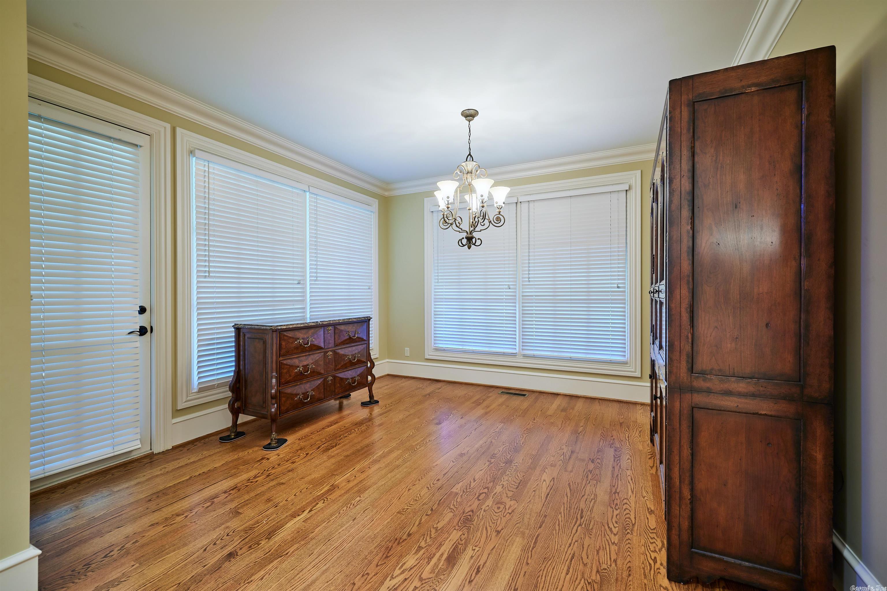 CHENAL VALLEY SOLOGNE CIRCLE - Residential