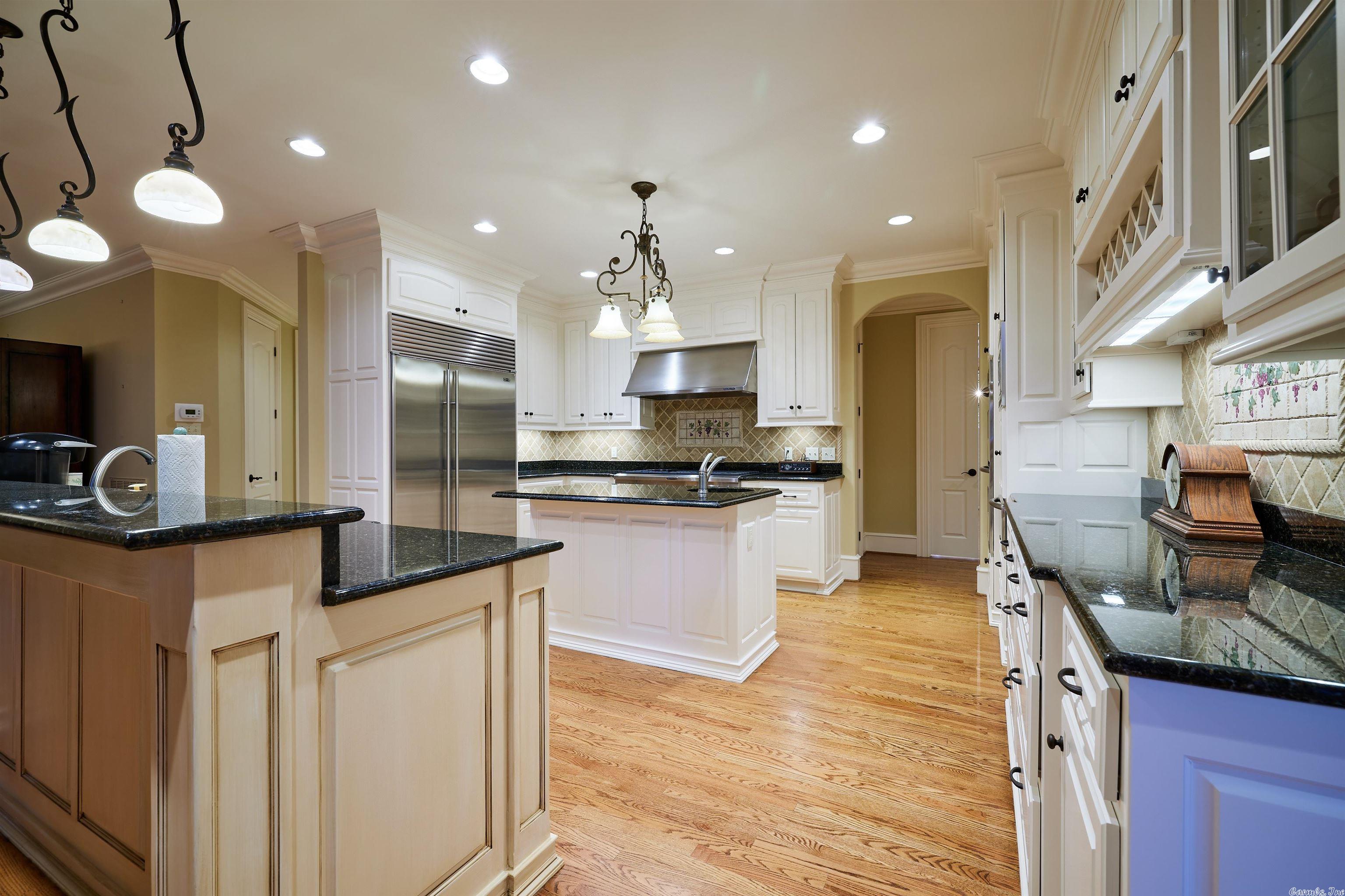 CHENAL VALLEY SOLOGNE CIRCLE - Residential