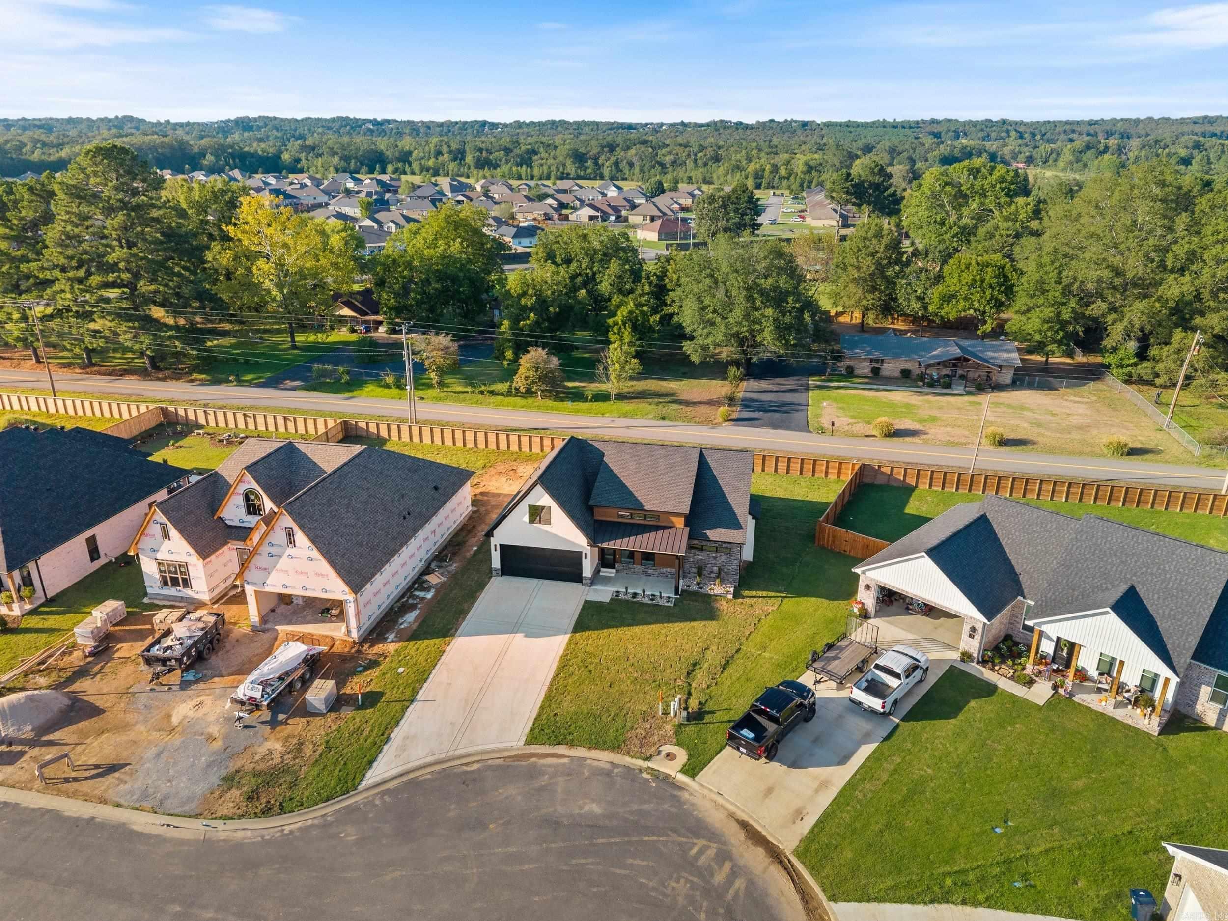 EAST MEADOW - Residential