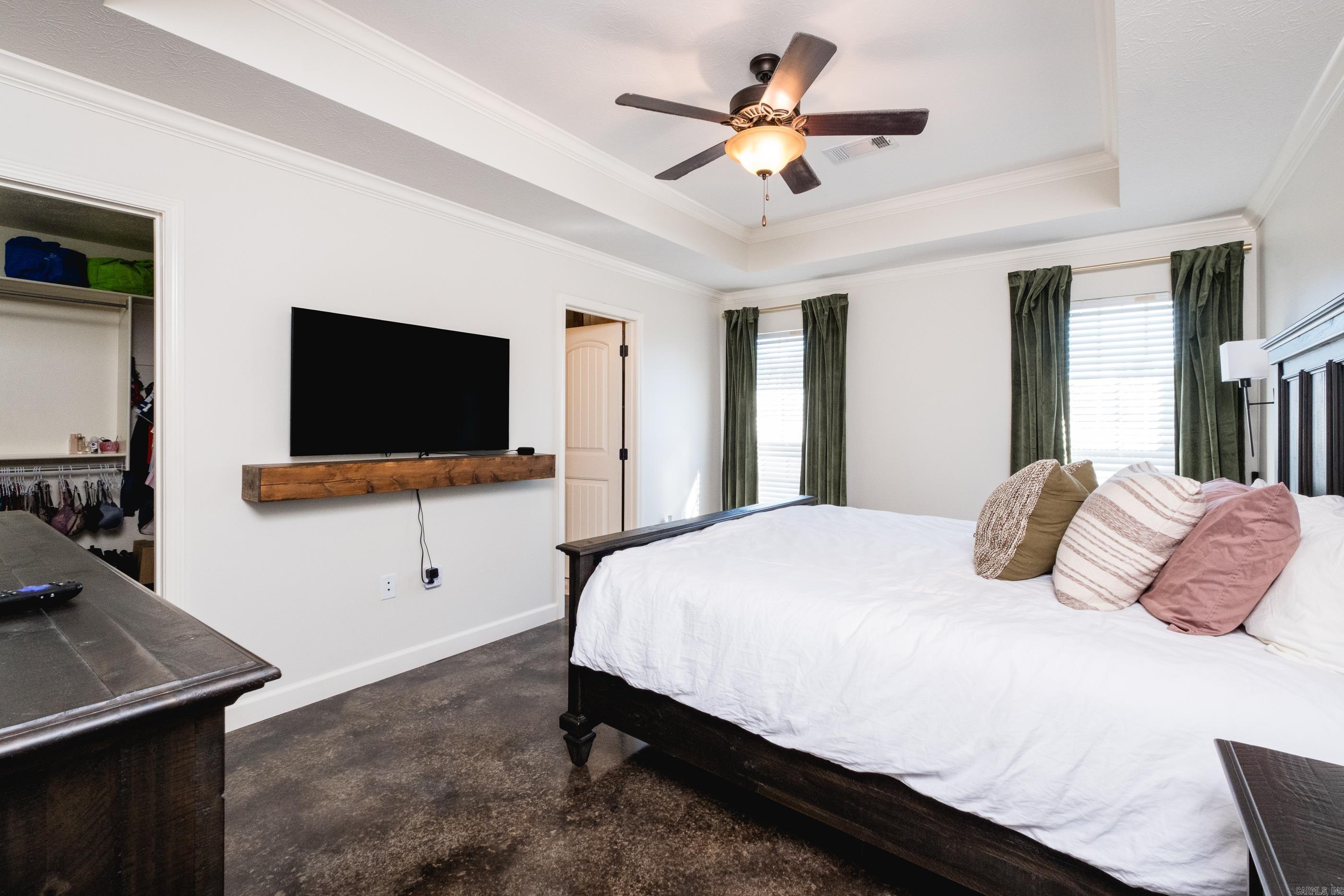 MAKENNA COVE - Residential