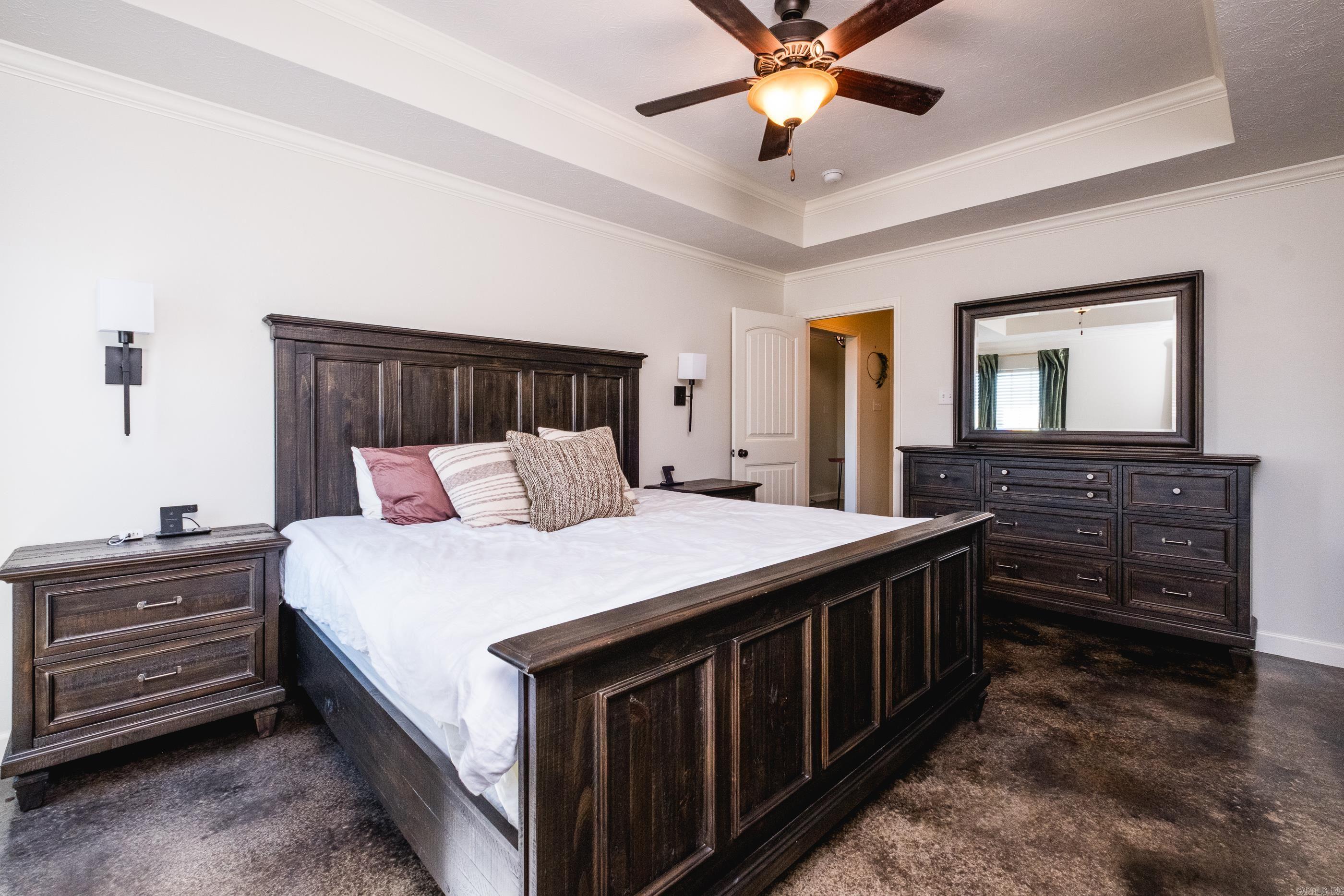 MAKENNA COVE - Residential